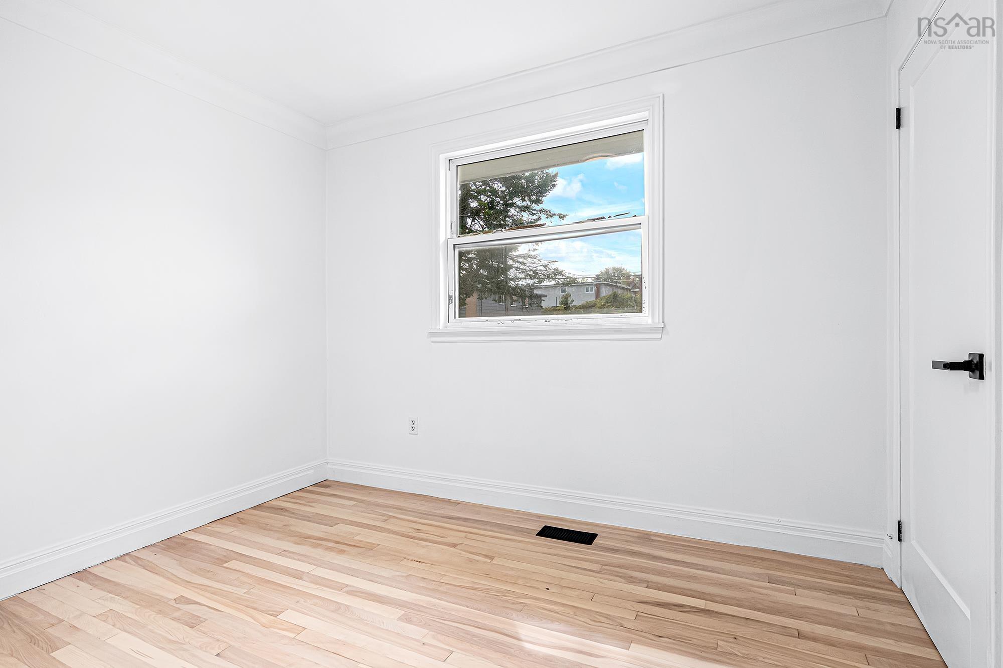 View image 12