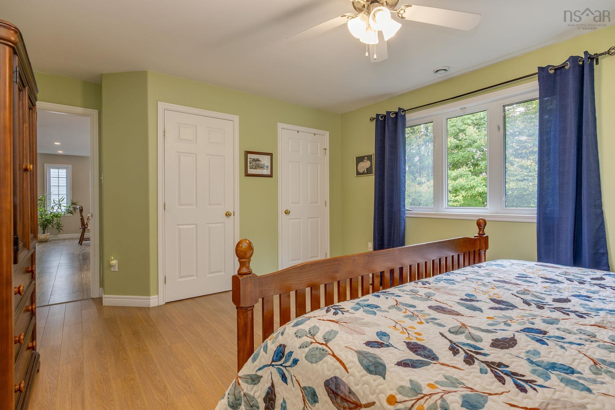 View image 12