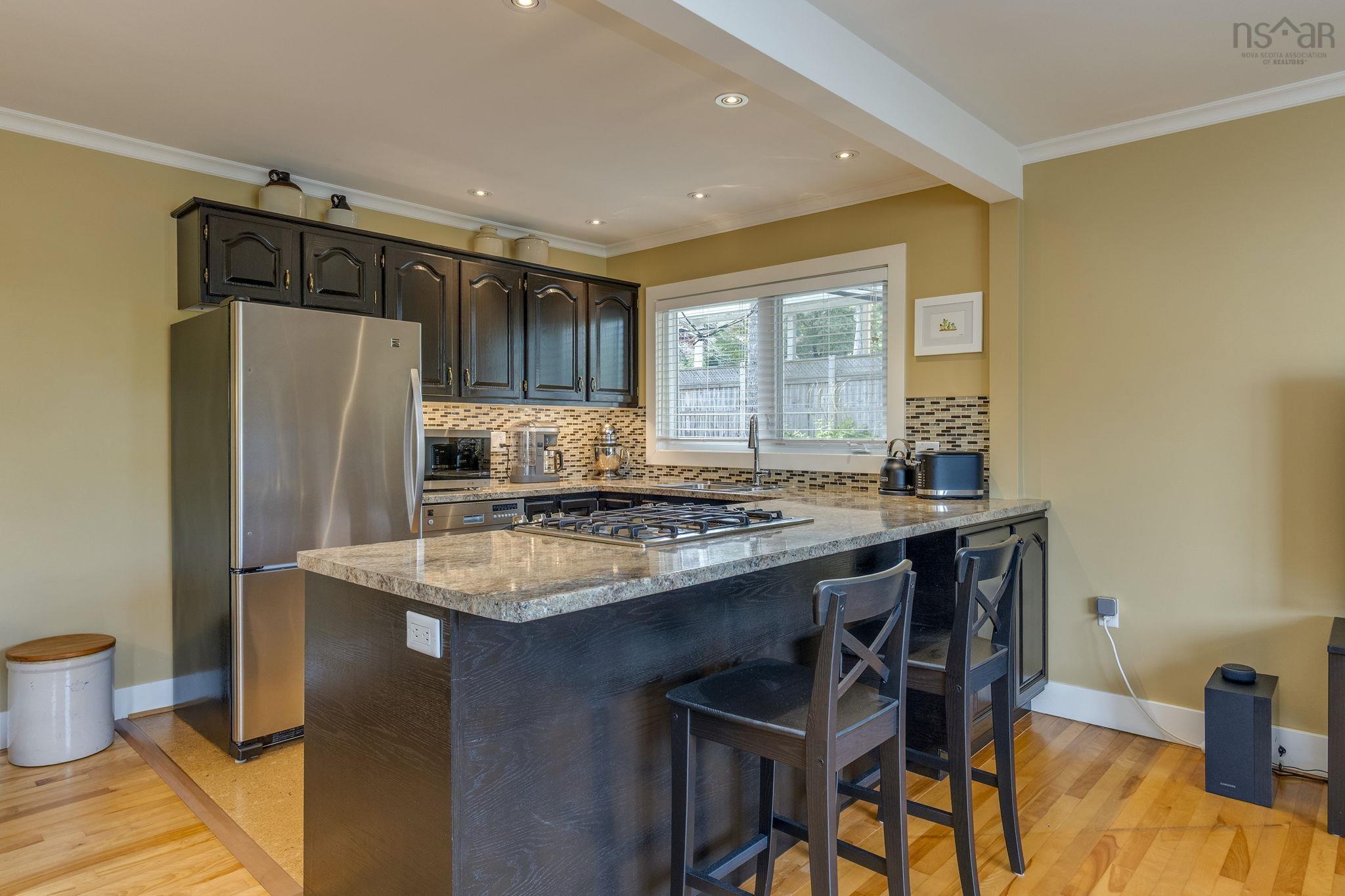 Thumbnail image for 10 Palisade Place MLS<sup>®</sup> 202524623