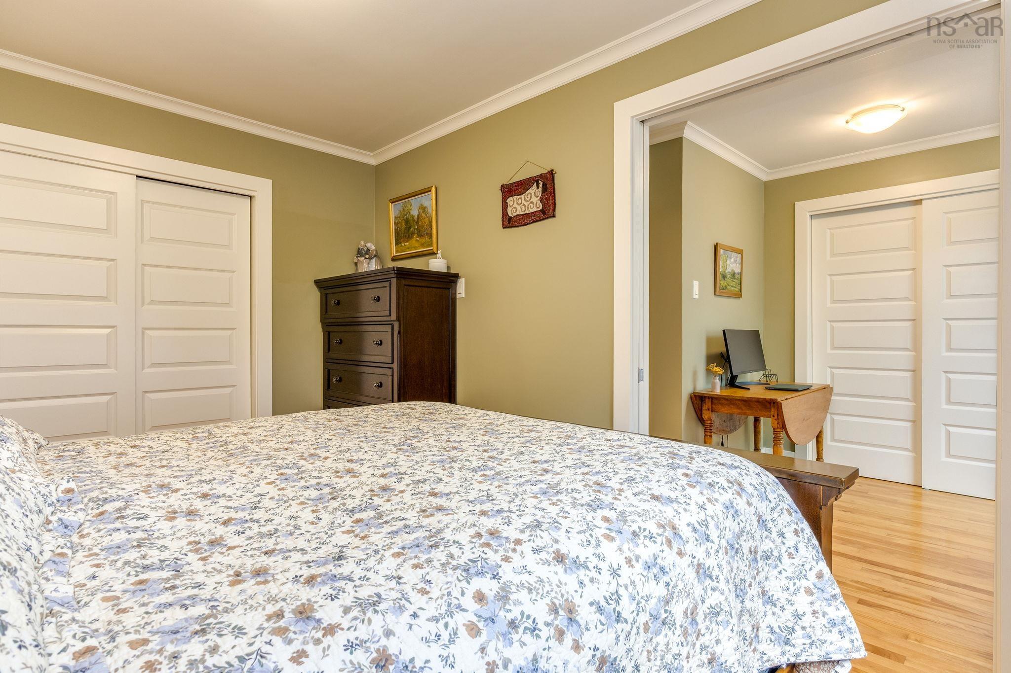 View image 12