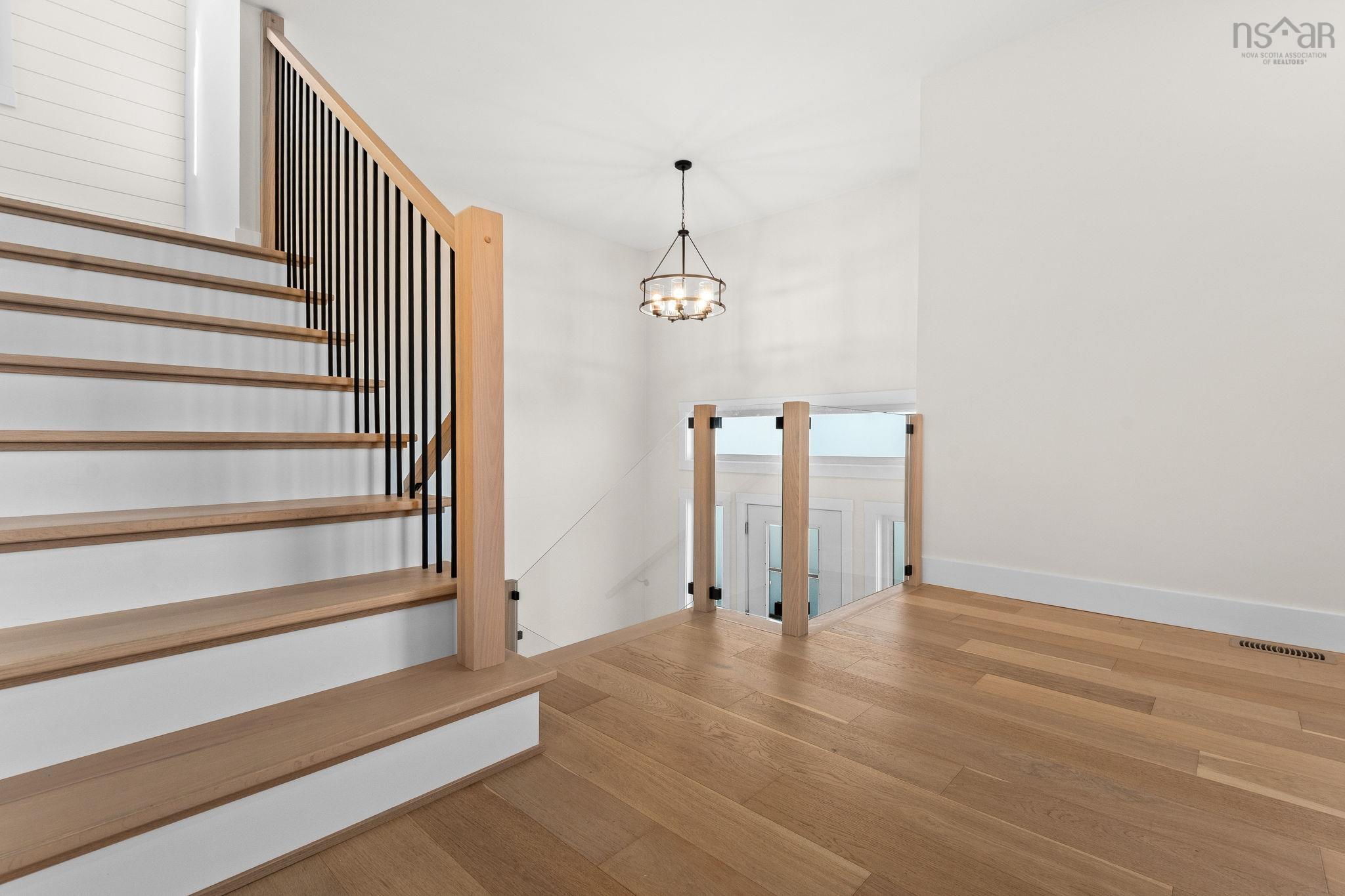 View image 18