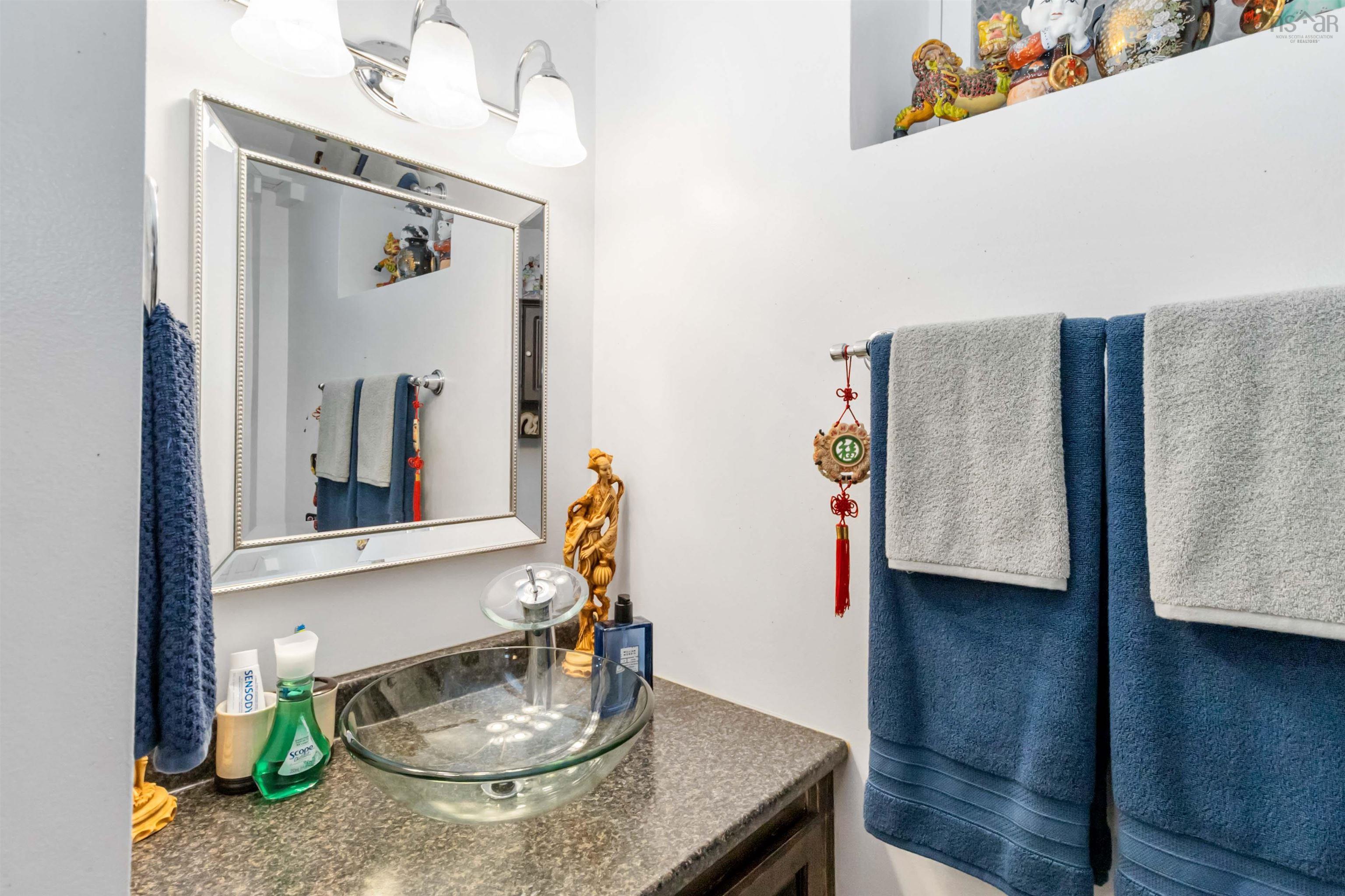 View image 17