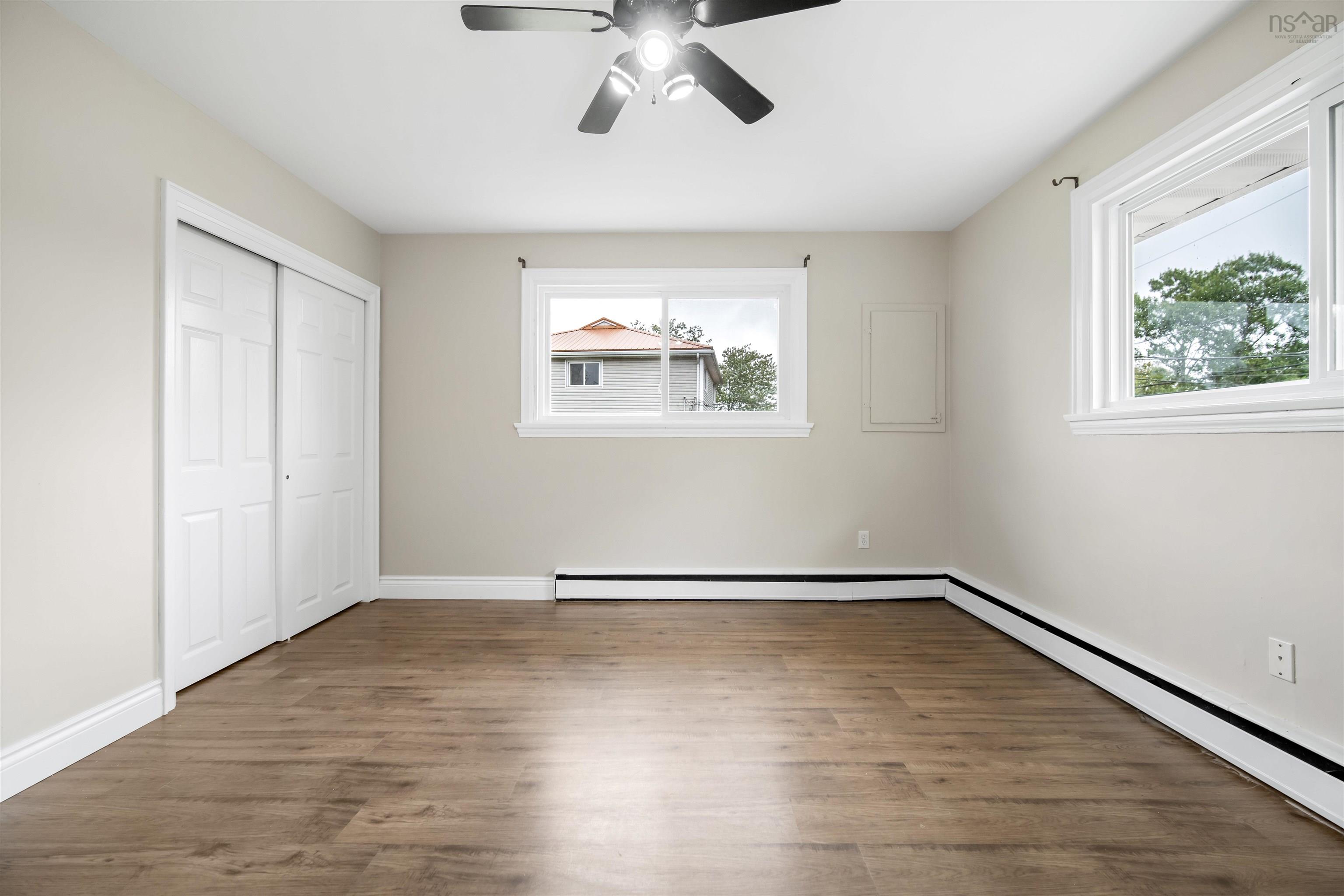 View image 18