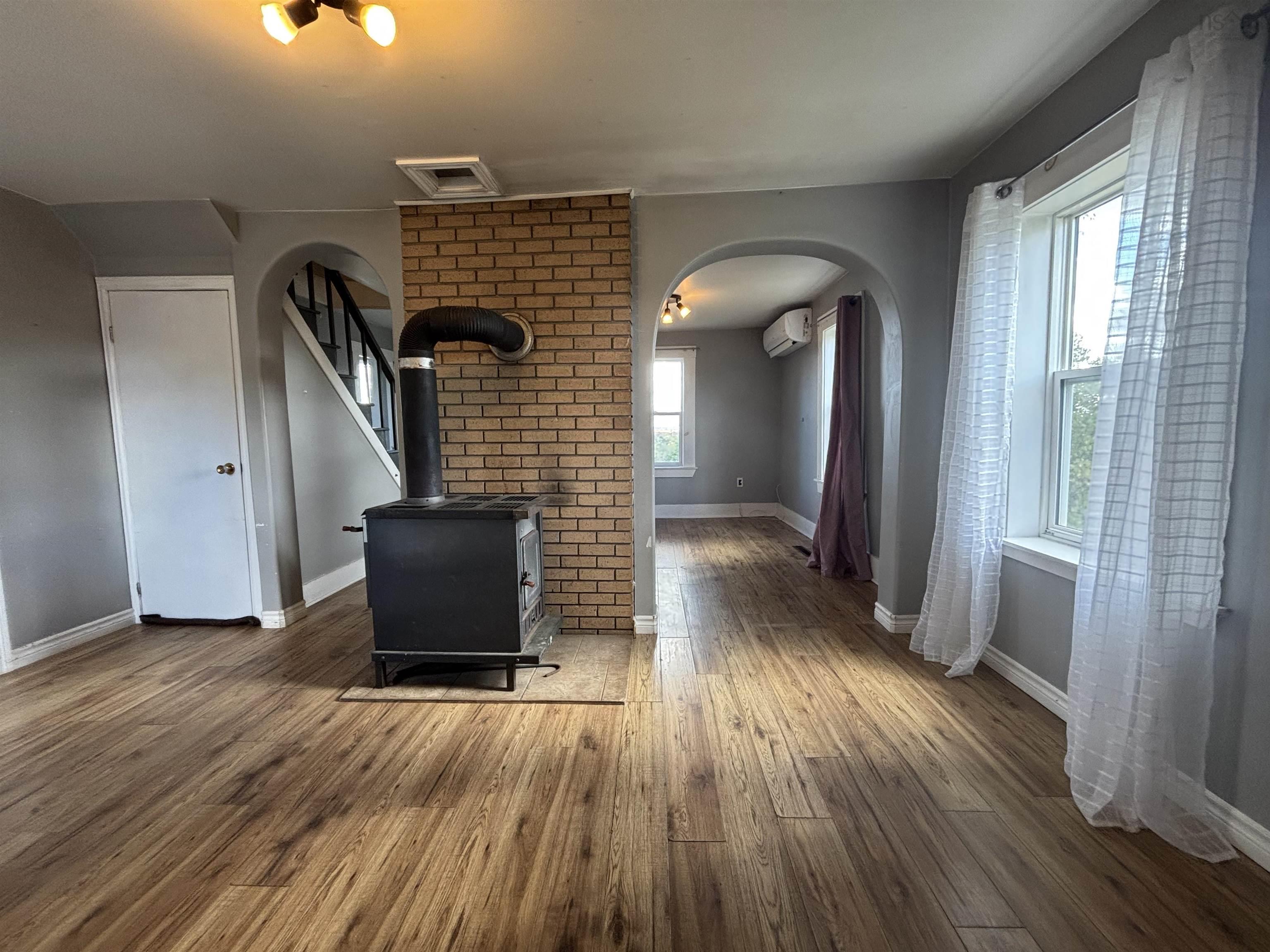 View image 15