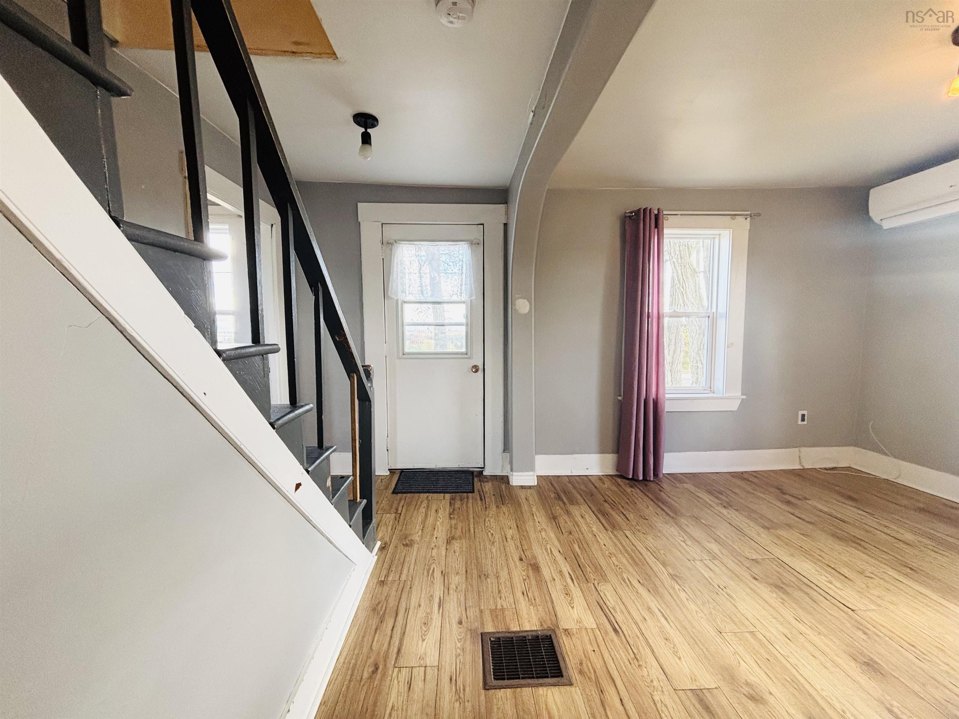 View image 17