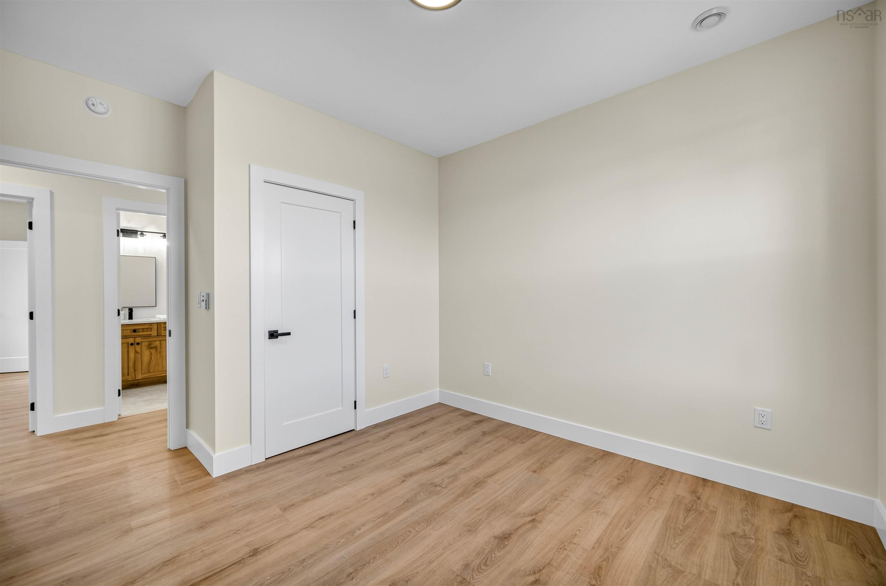 View image 6