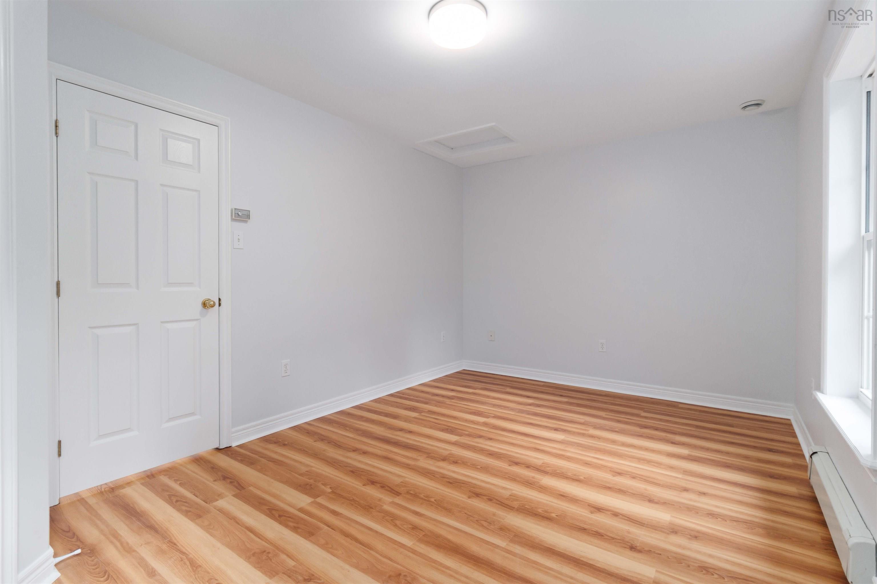 View image 18