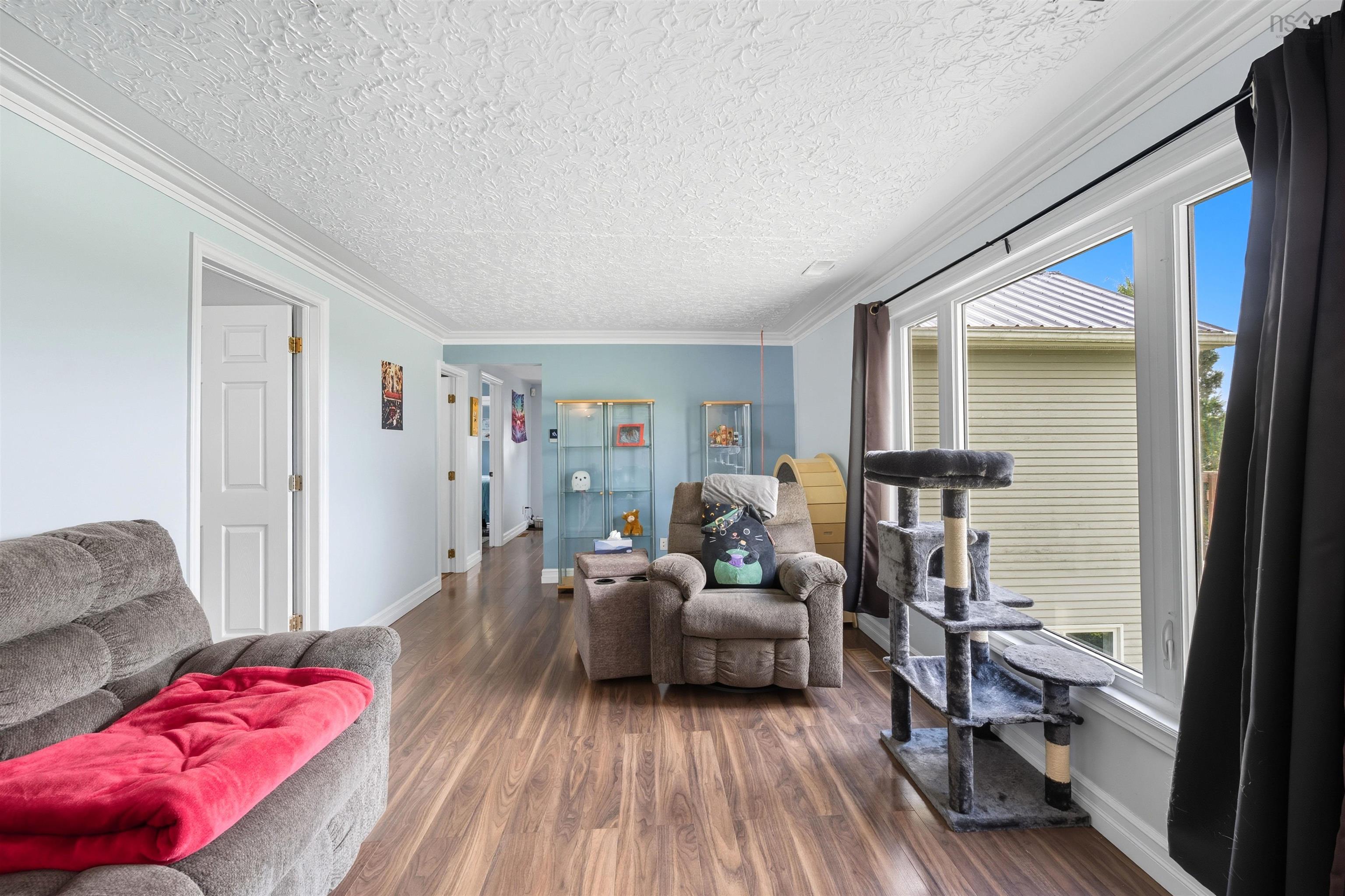View image 12