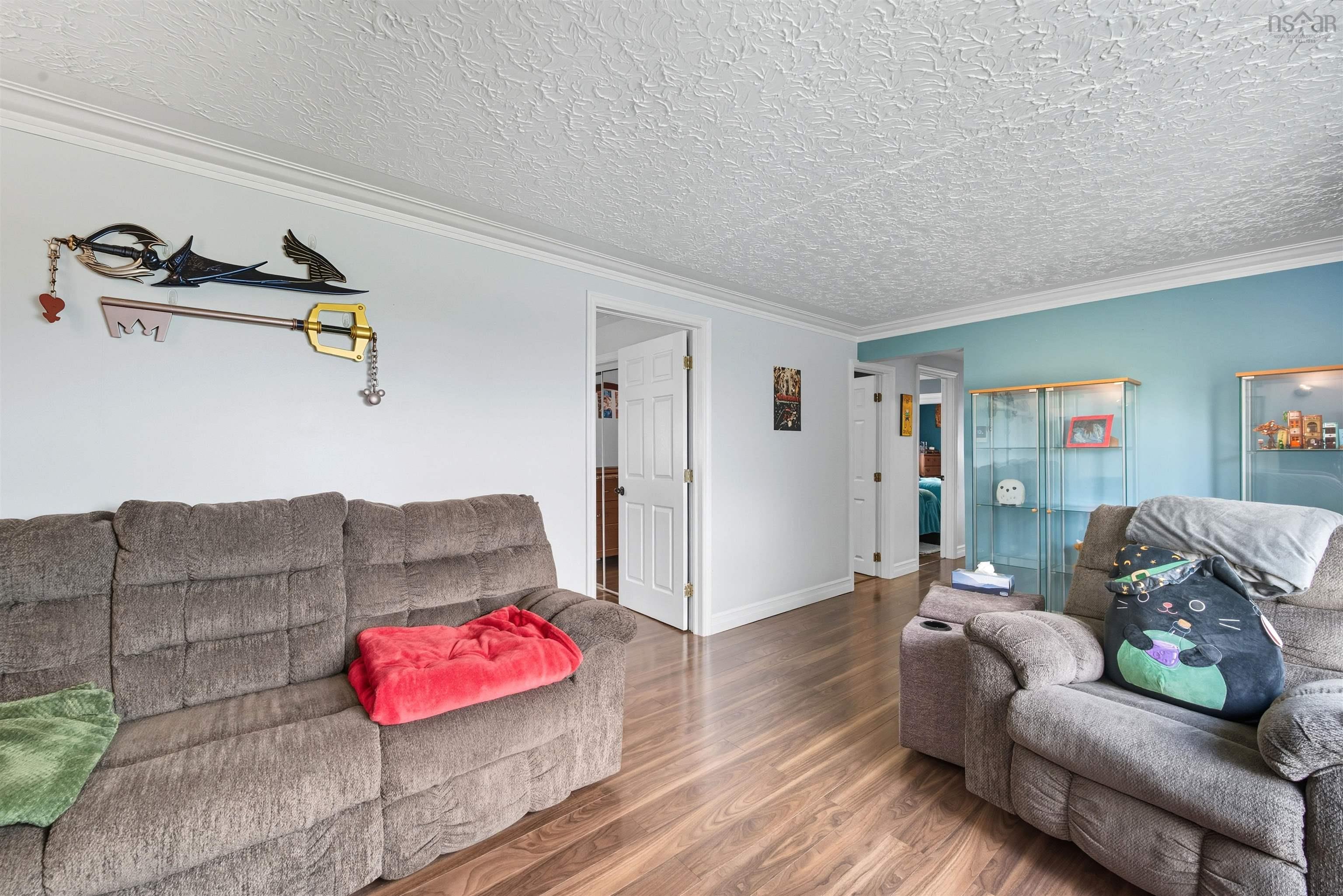 View image 13