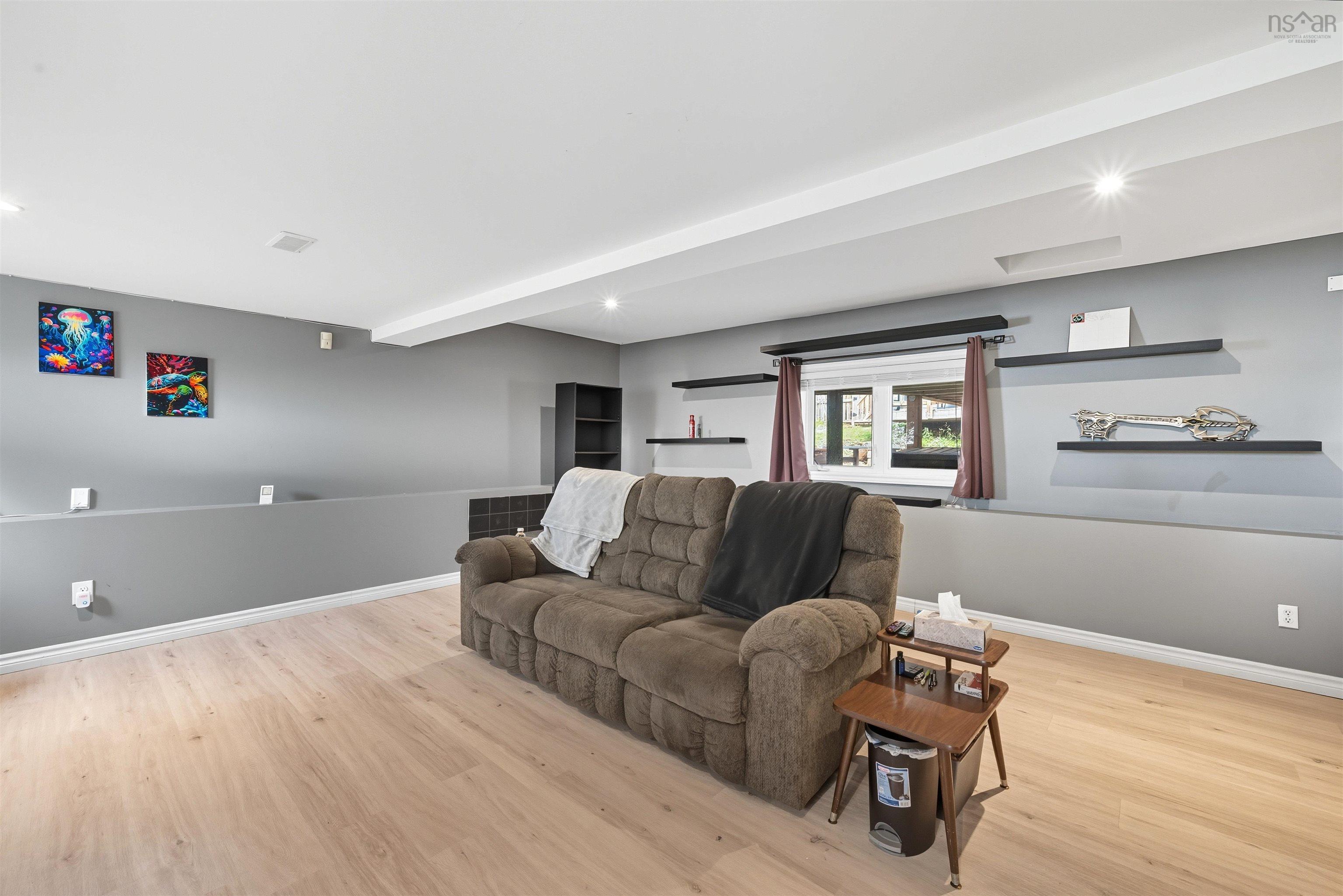 View image 19