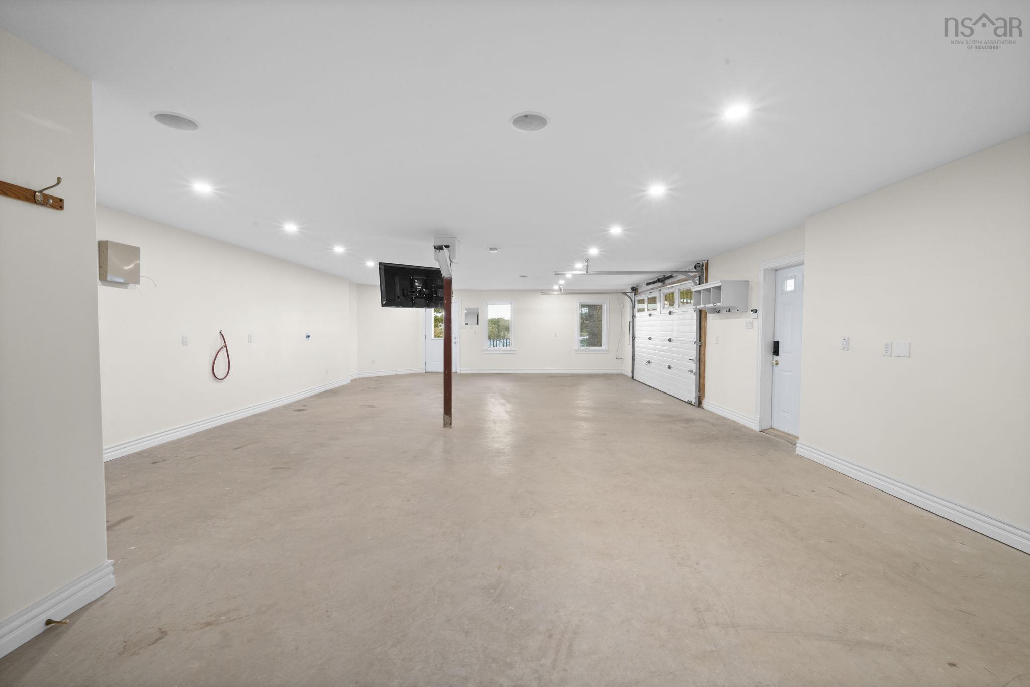 View image 35