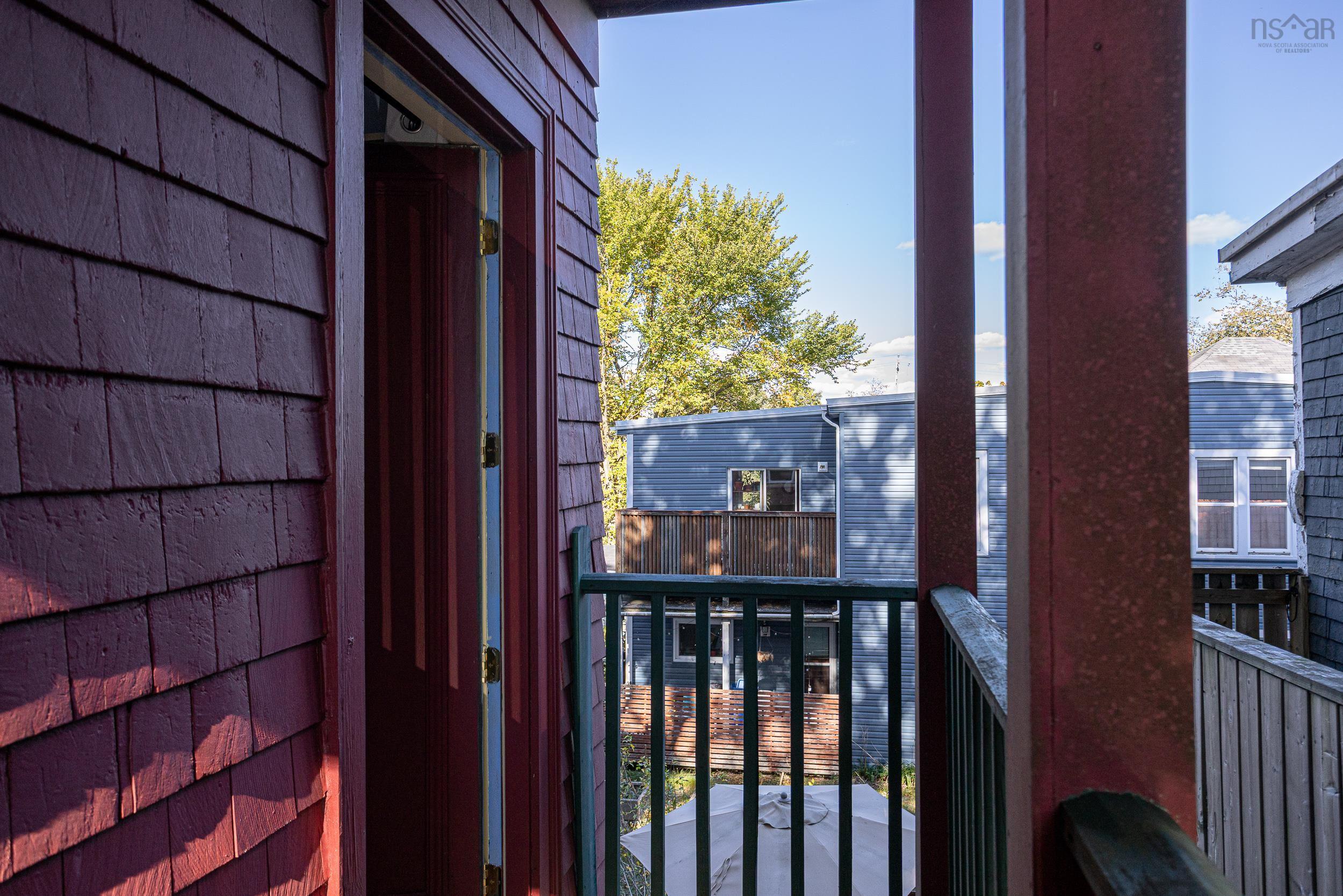 View image 17