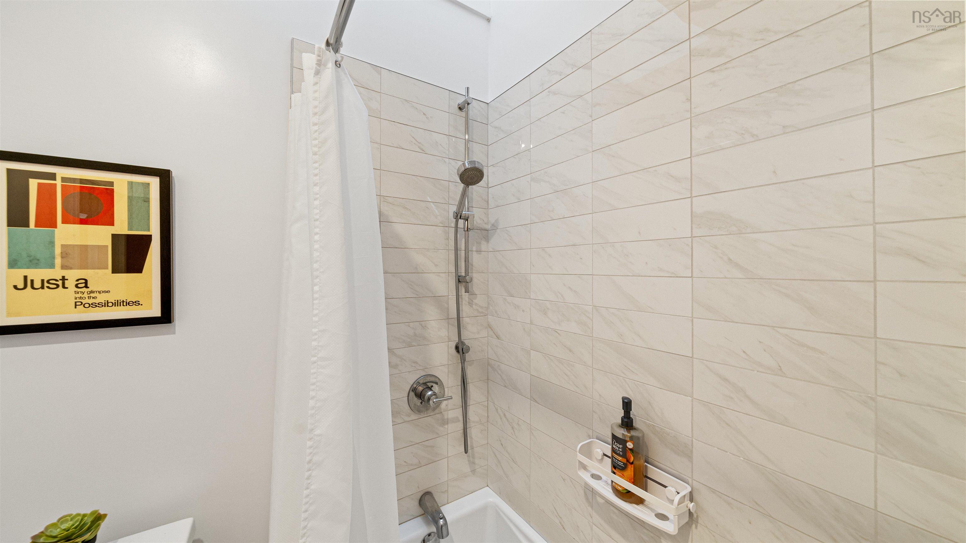 Thumbnail image for 39 Lodge Drive MLS<sup>®</sup> 202525193