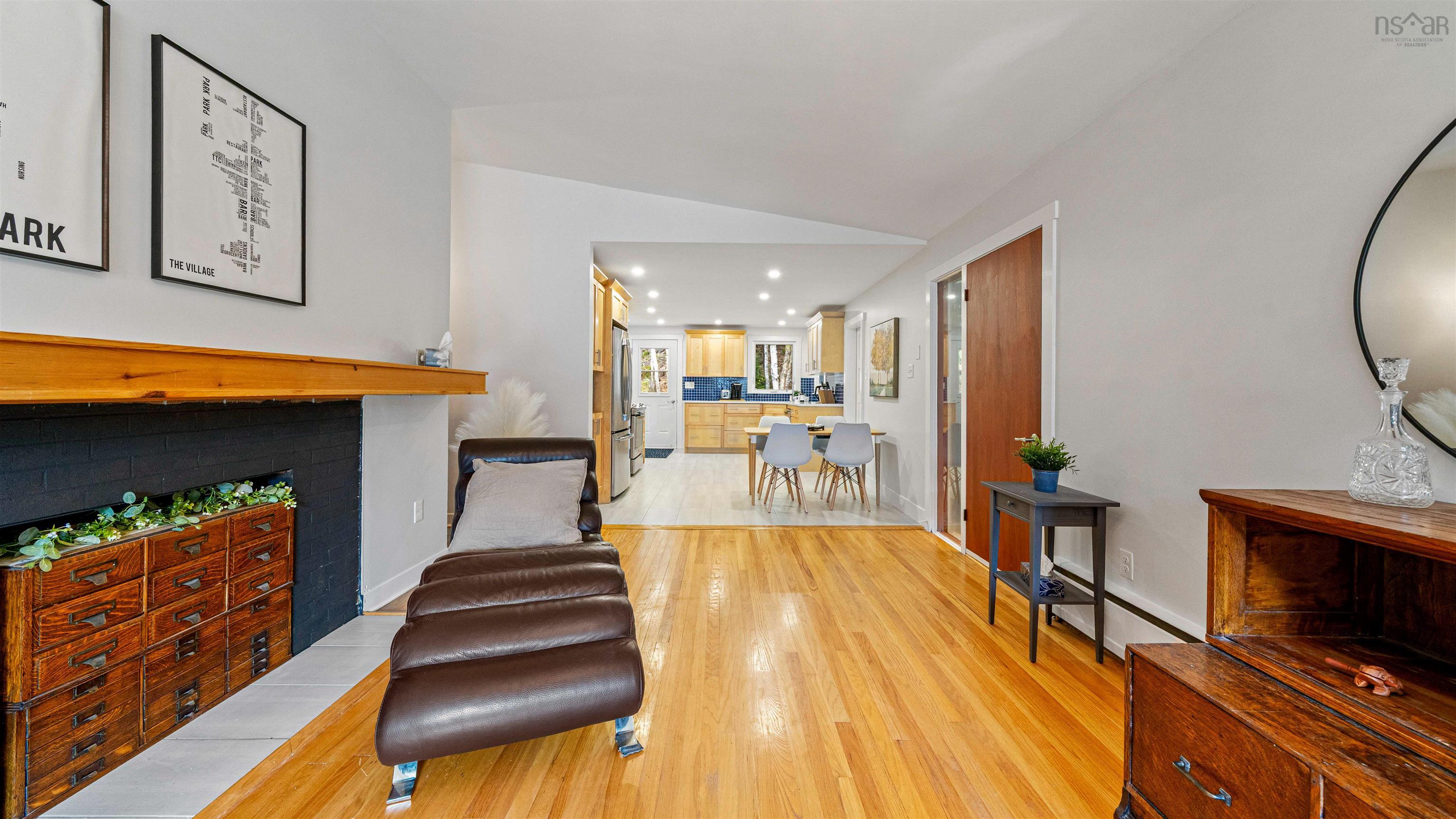 View image 18