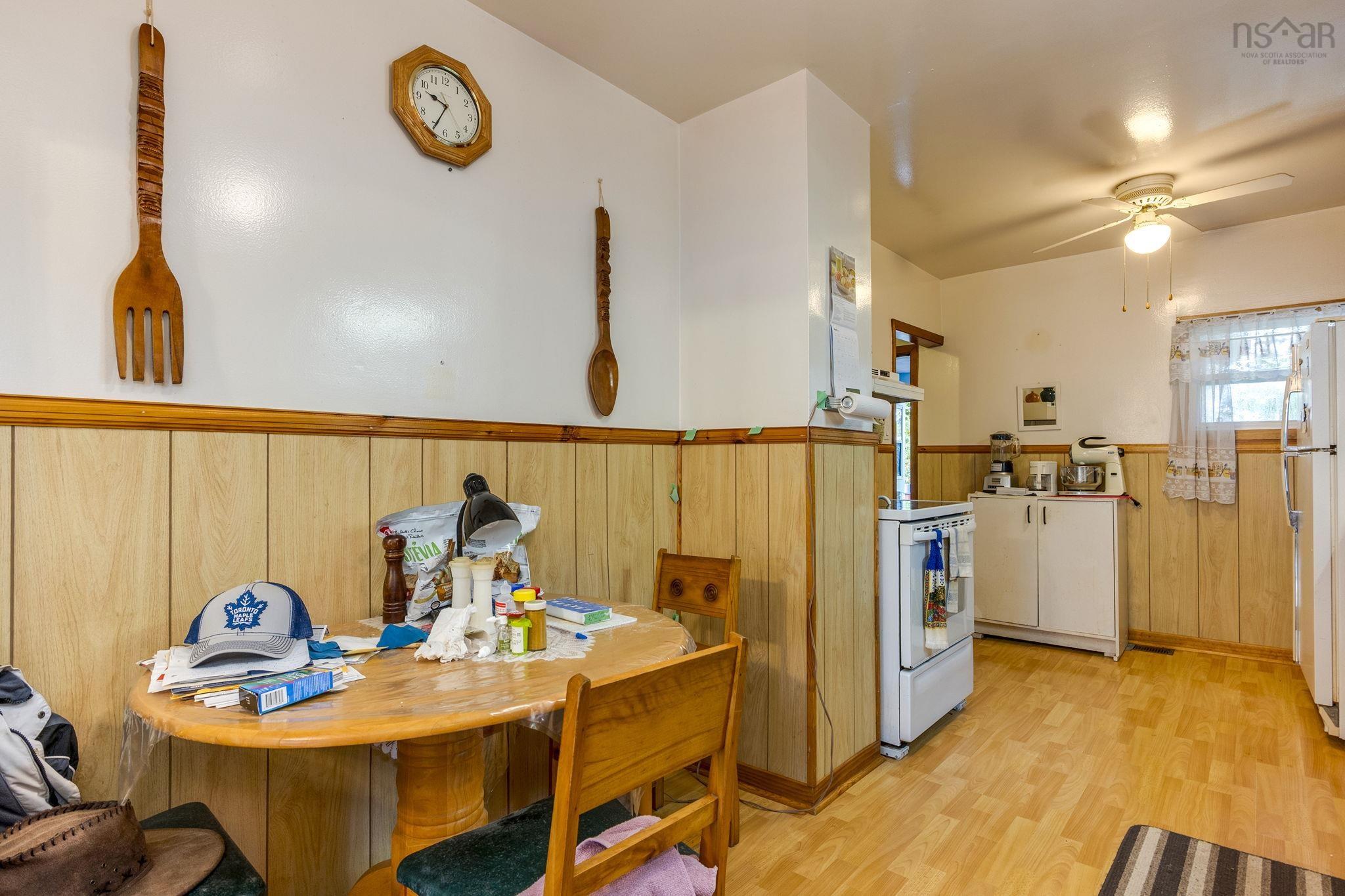 View image 17