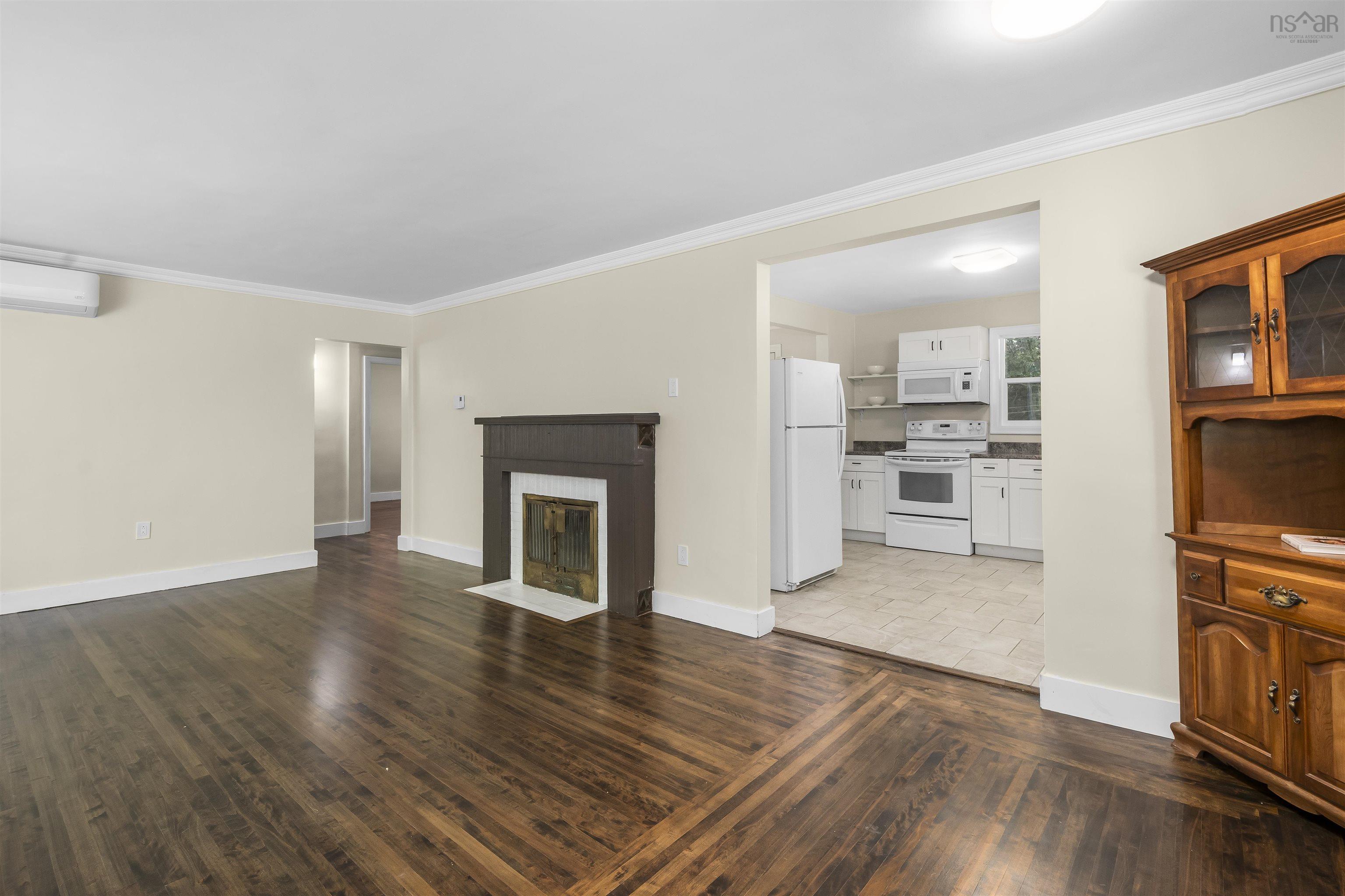 Thumbnail image for 29 Kent Avenue MLS<sup>®</sup> 202525283