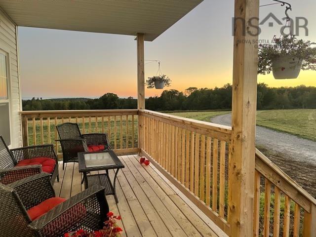 Thumbnail image for 663 3 Cross Road Road MLS<sup>®</sup> 202525284