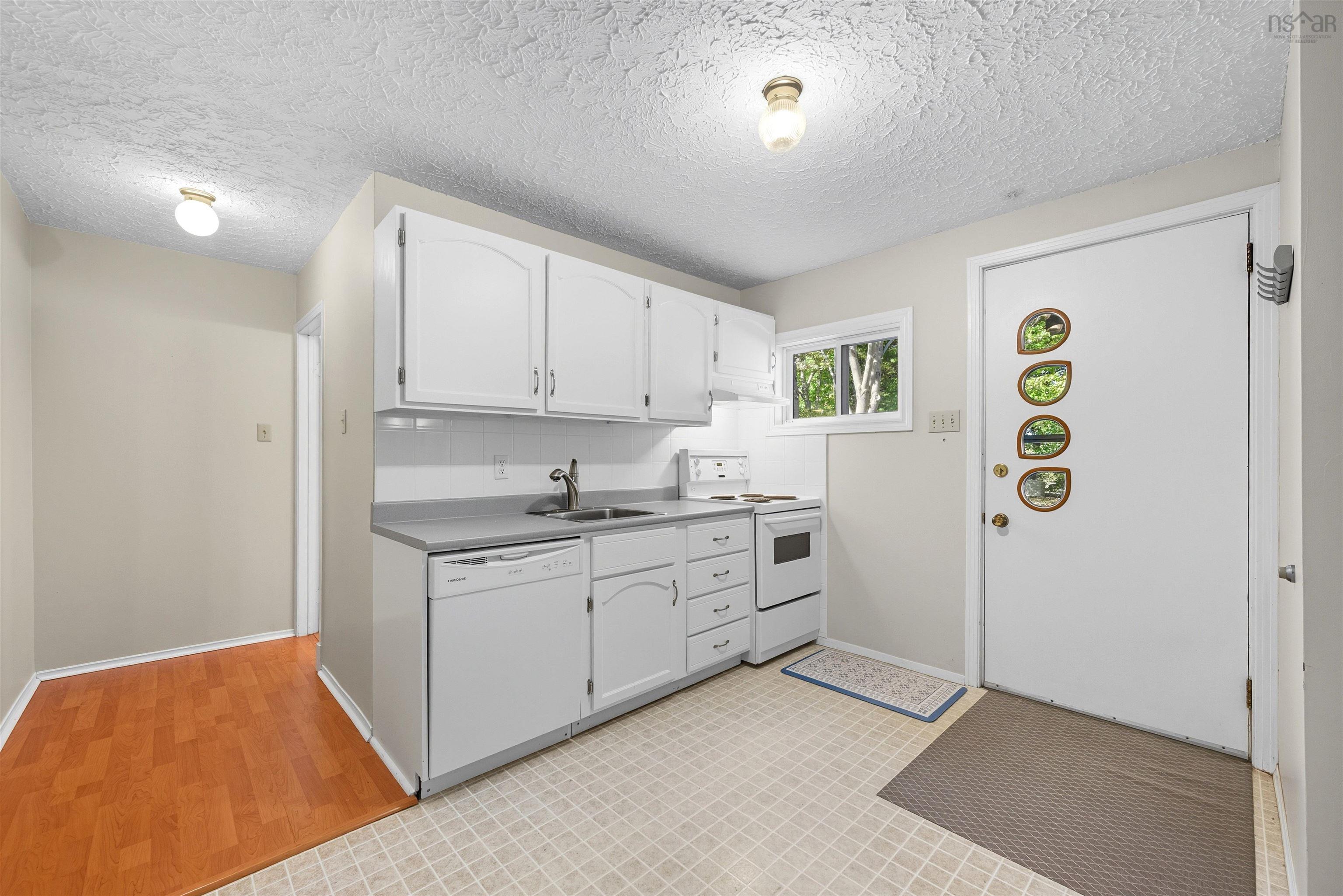 View image 18