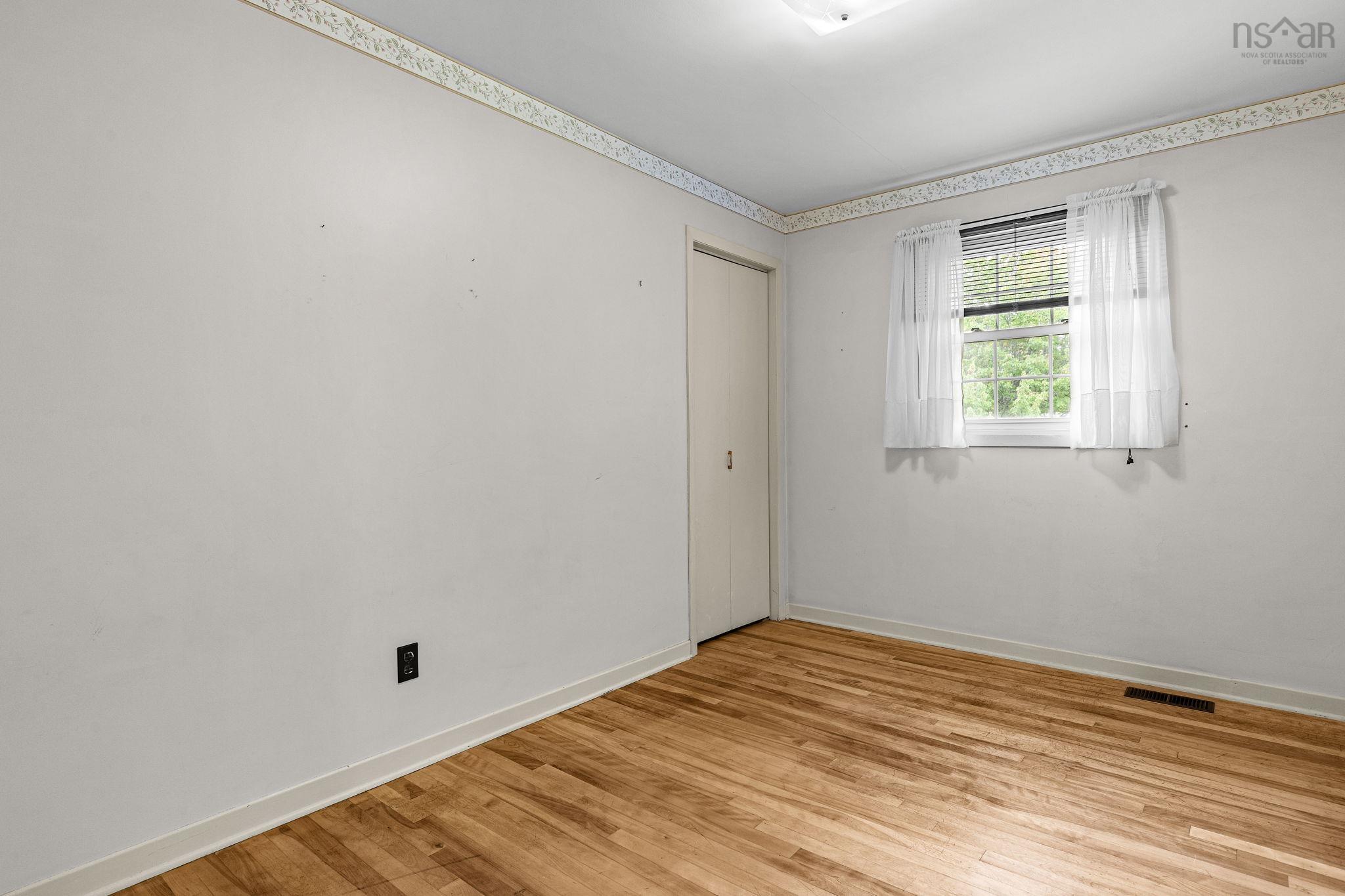 View image 14