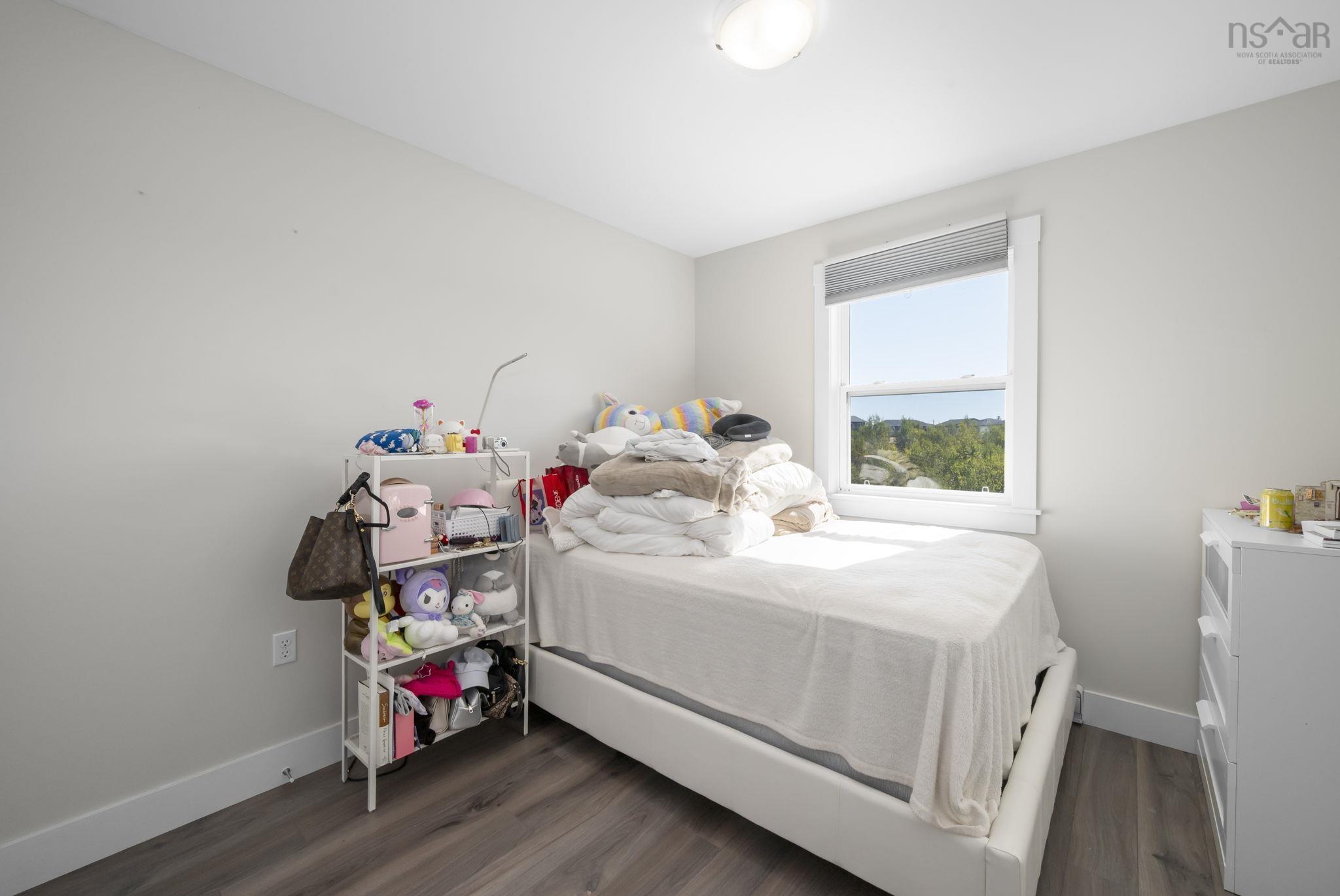 View image 12
