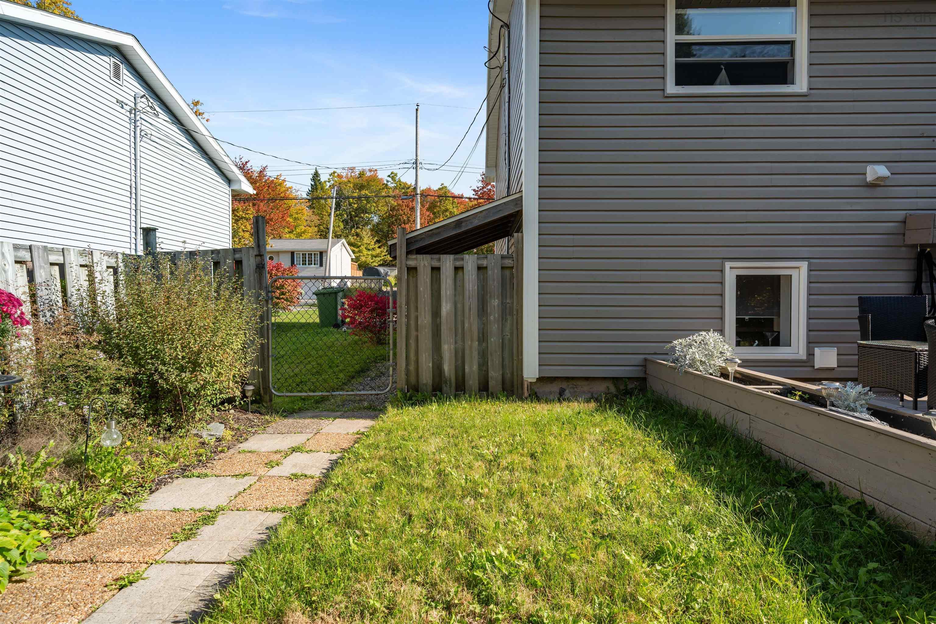Thumbnail image for 82 Sunnyvale Crescent MLS<sup>®</sup> 202525314