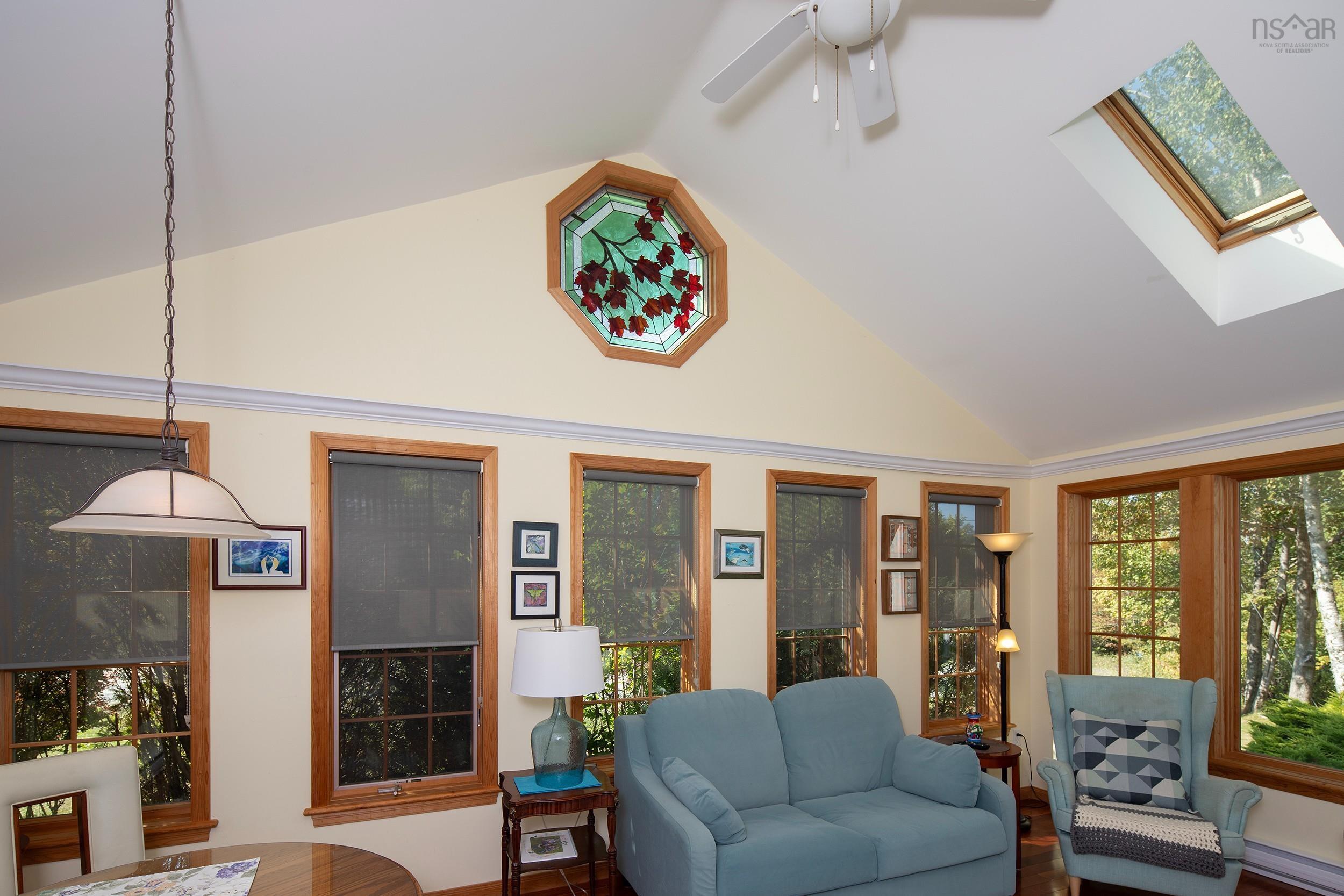 View image 9