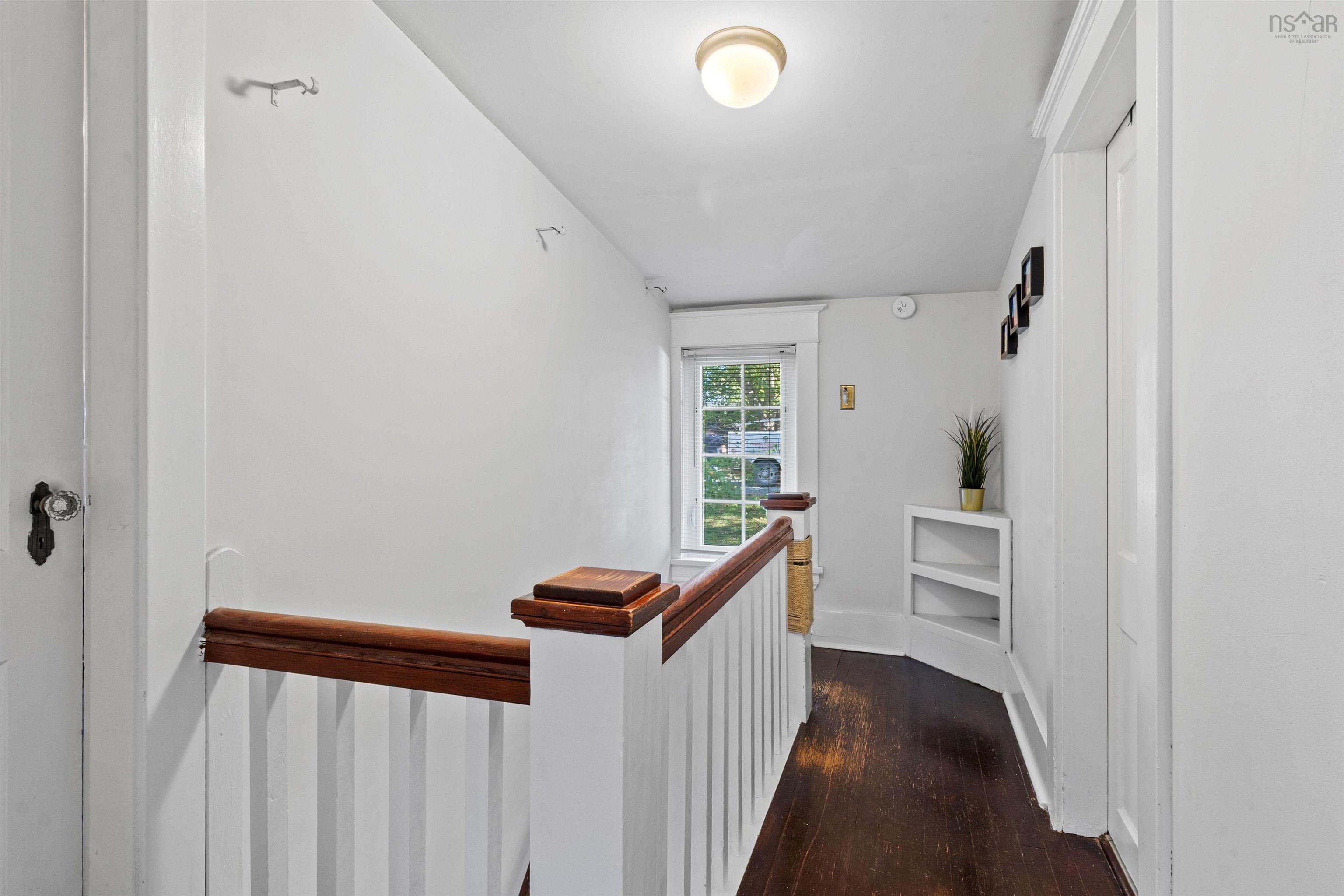 View image 9