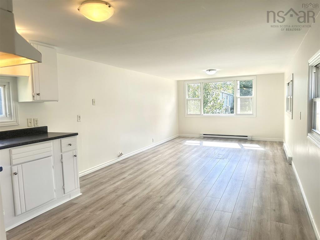 View image 16