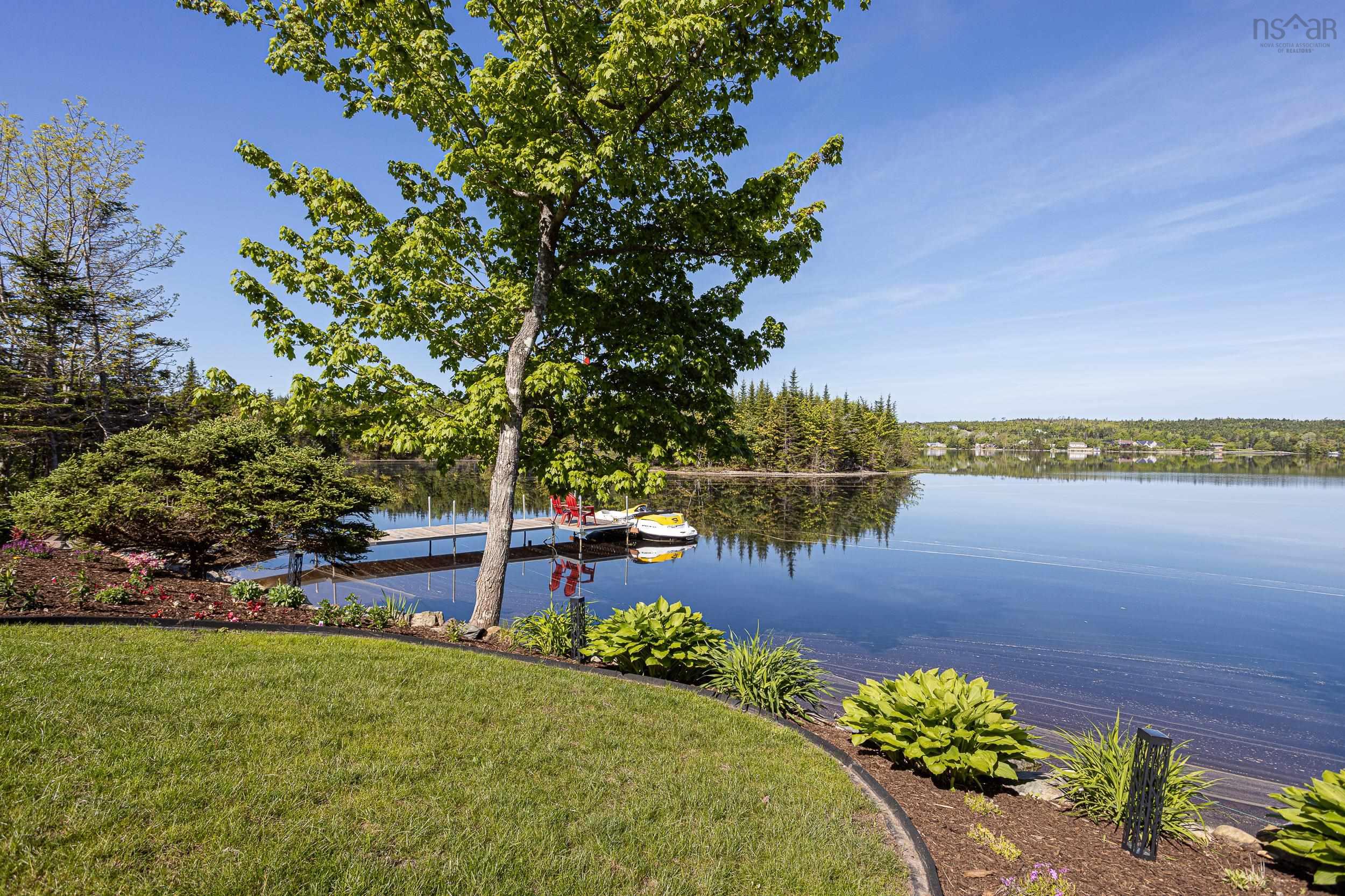 Thumbnail image for 16 Joan Elizabeth Way MLS<sup>®</sup> 202525349