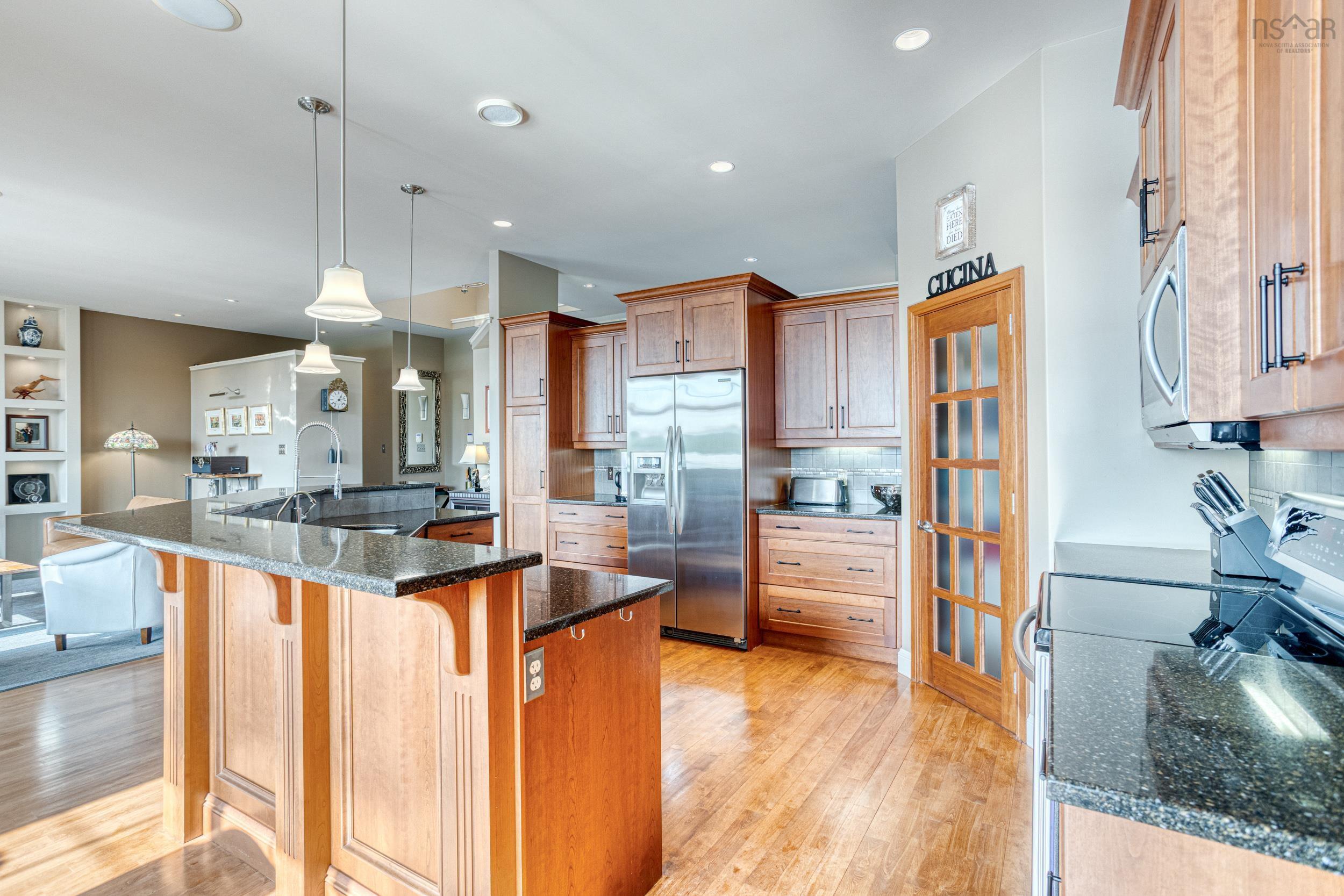 View image 12
