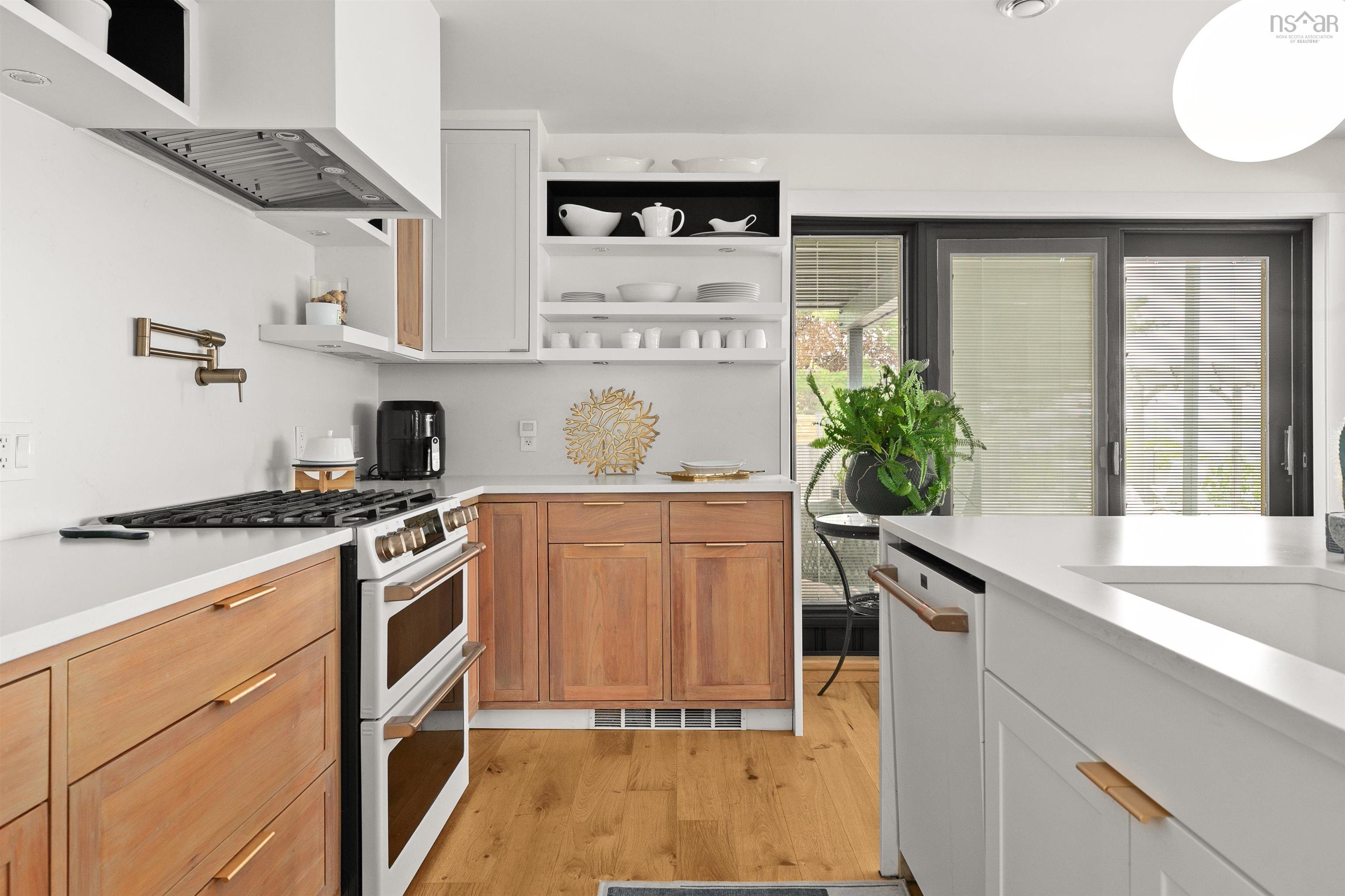 View image 12