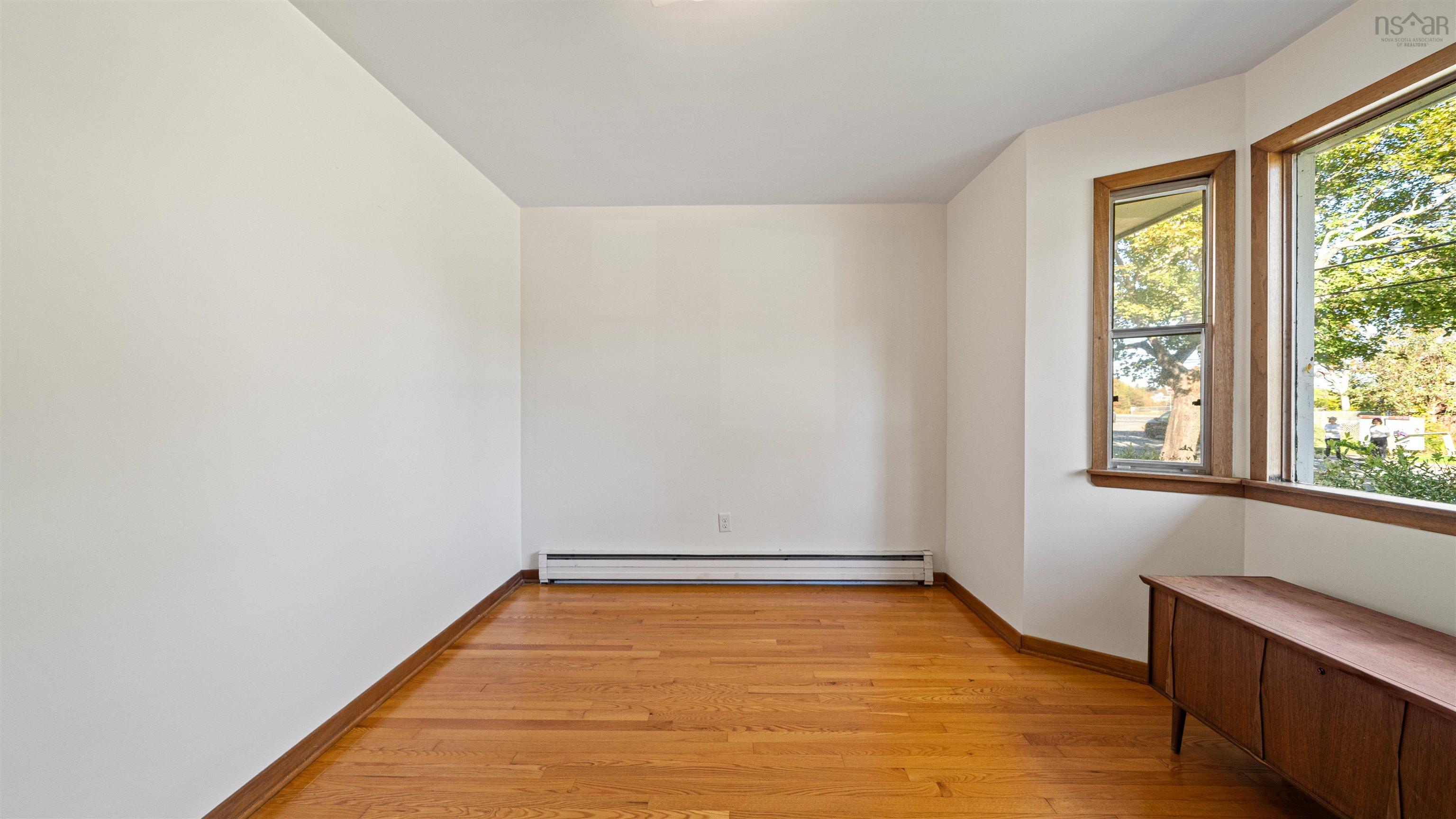 View image 8