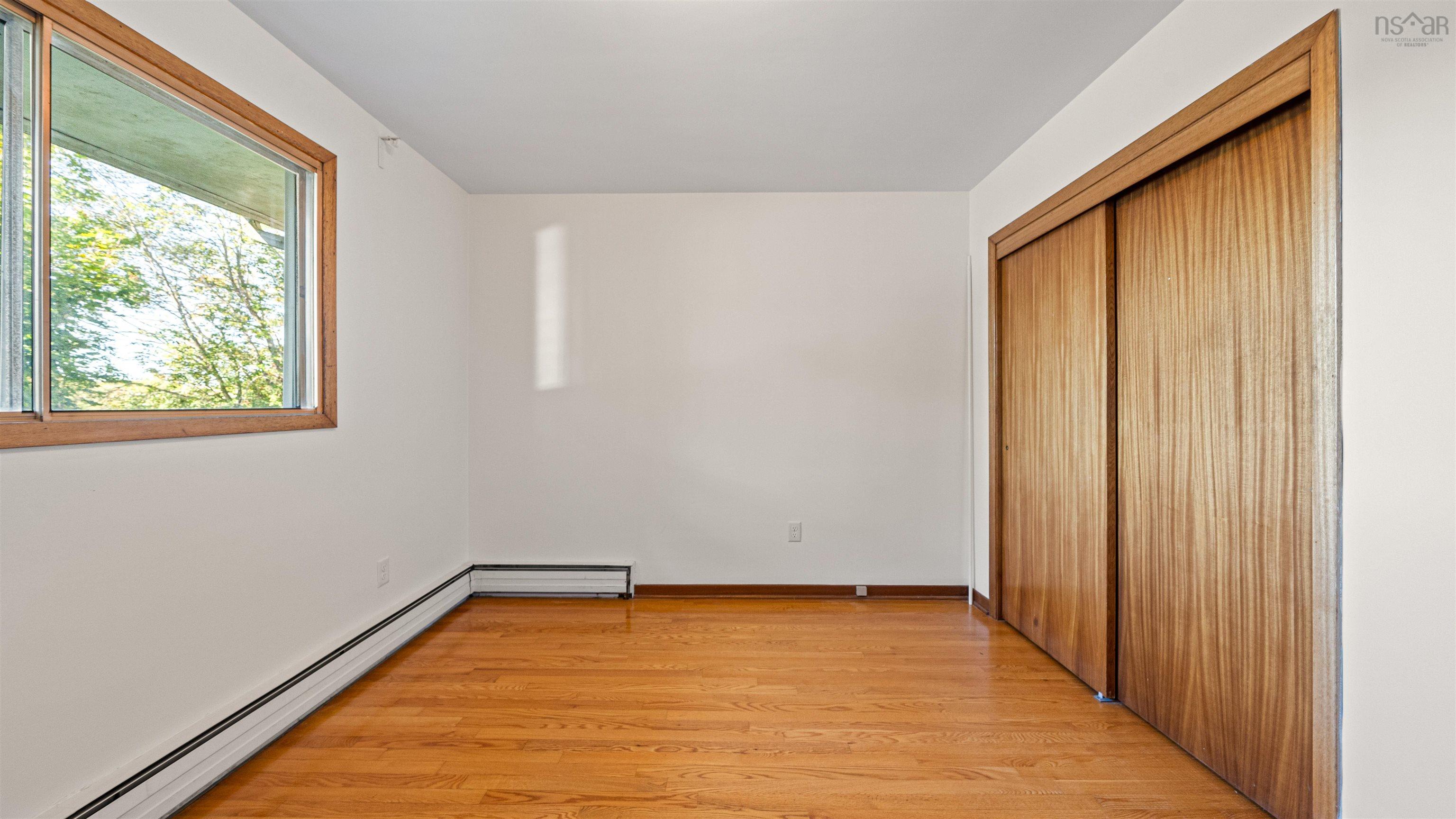 View image 12