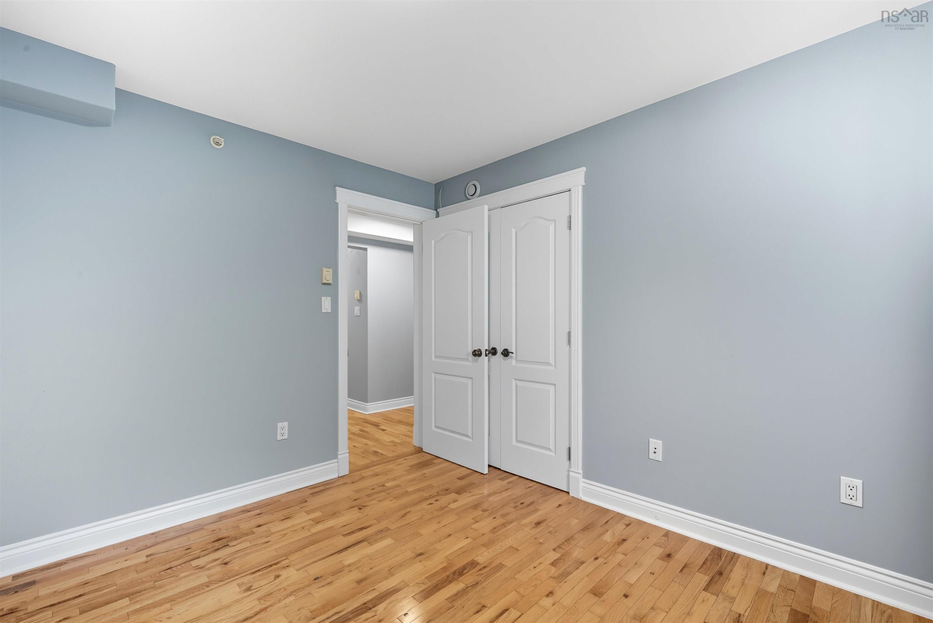 View image 17