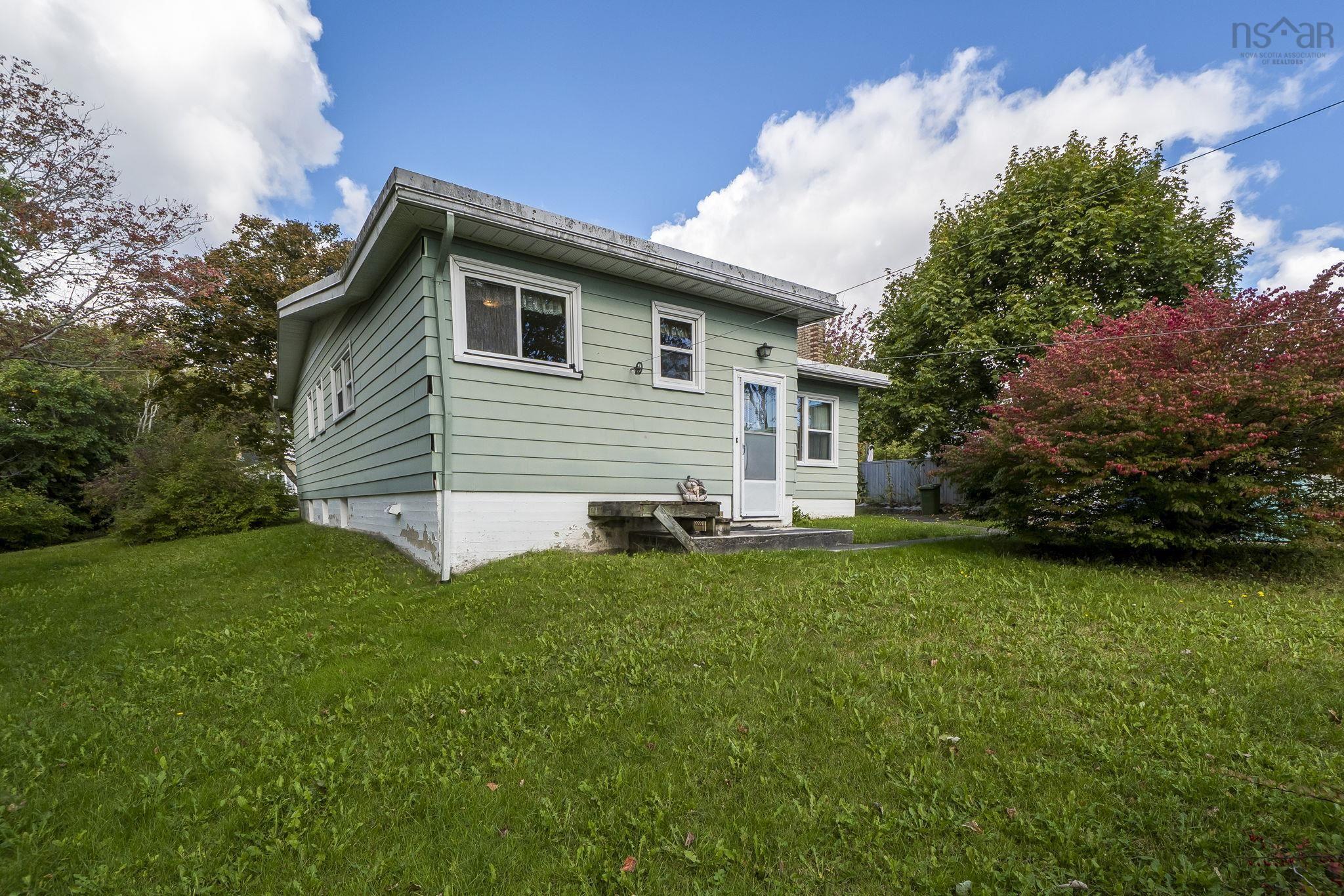 View image 18