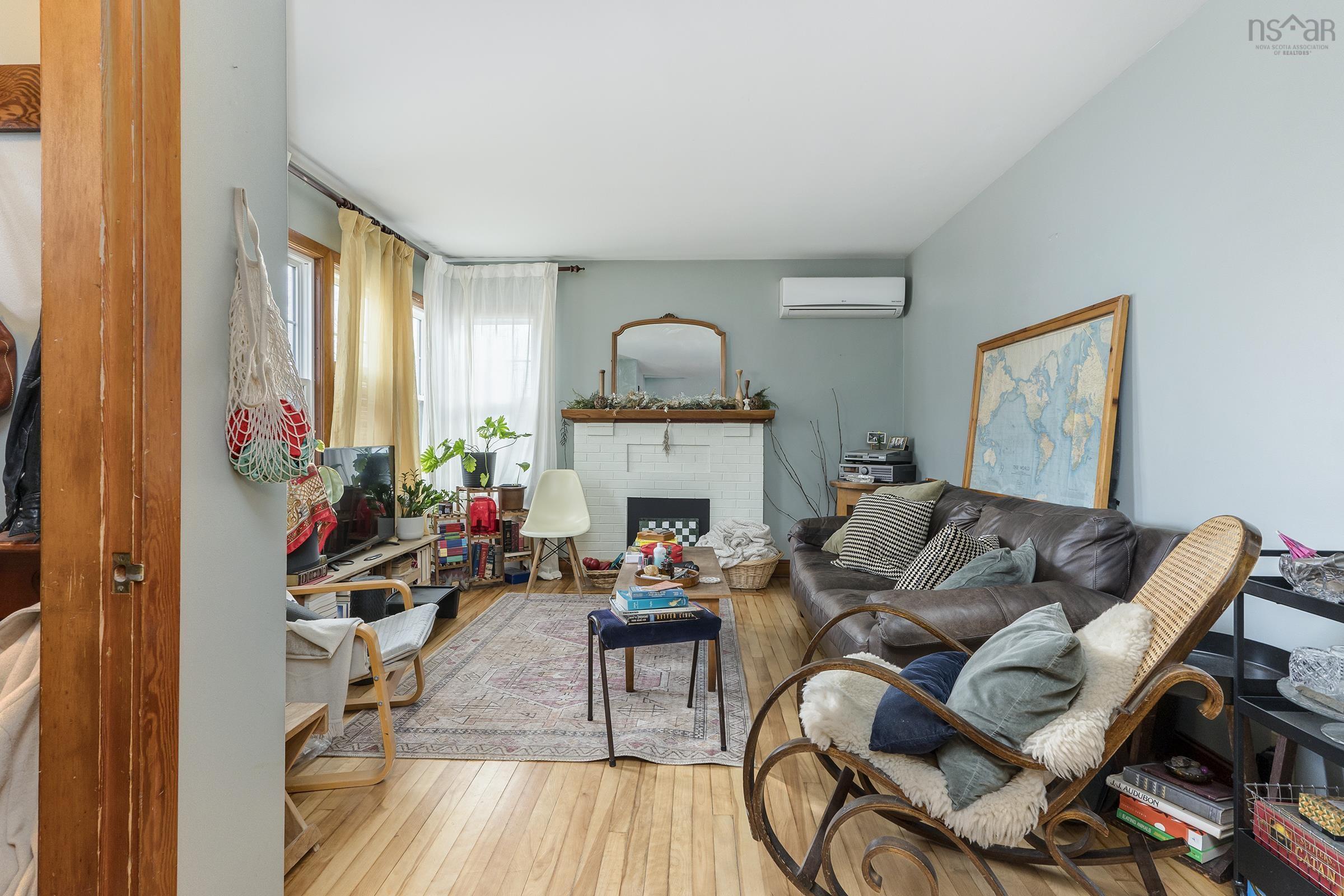 Thumbnail image for 7142 Abbott Drive MLS<sup>®</sup> 202525478