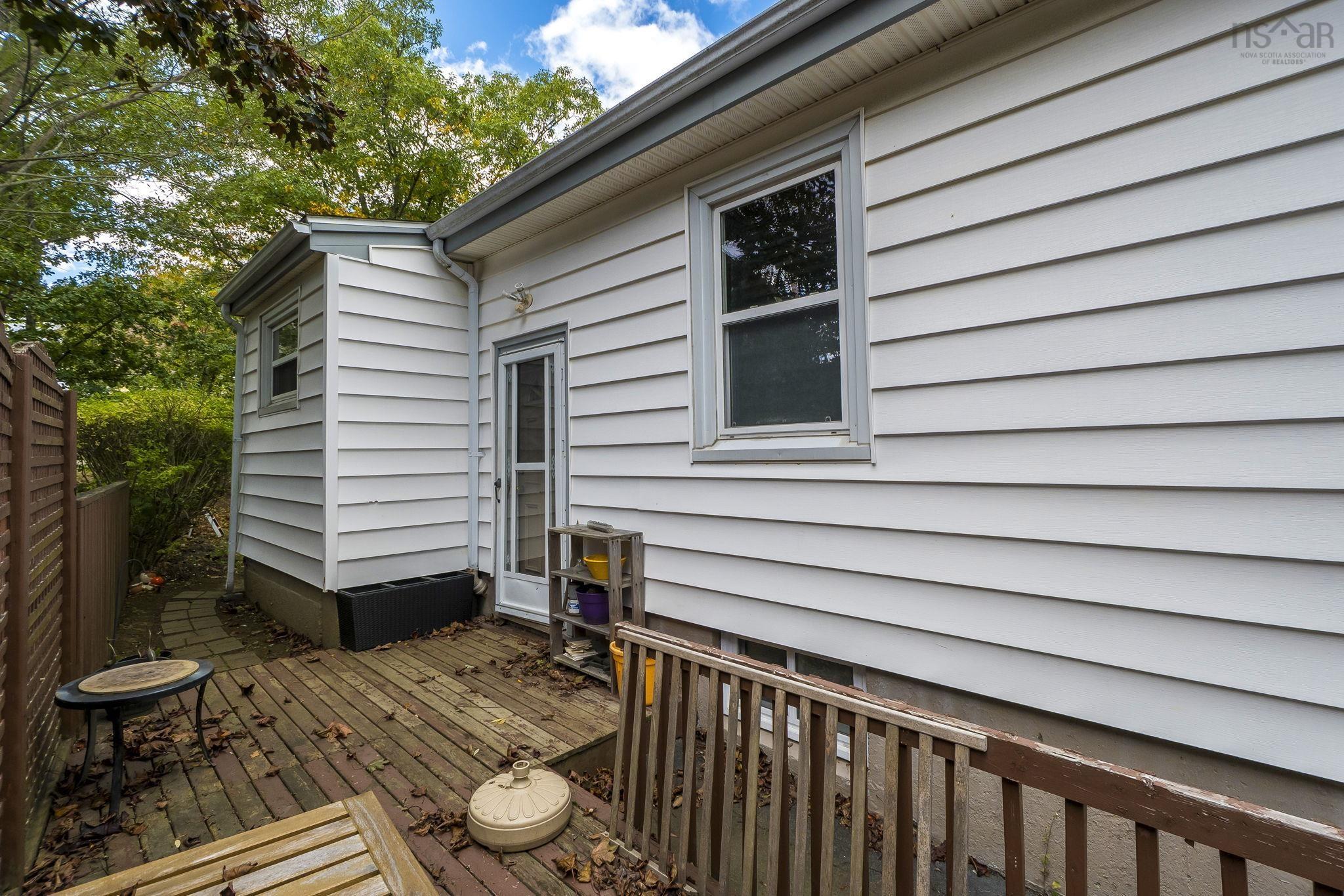 View image 32