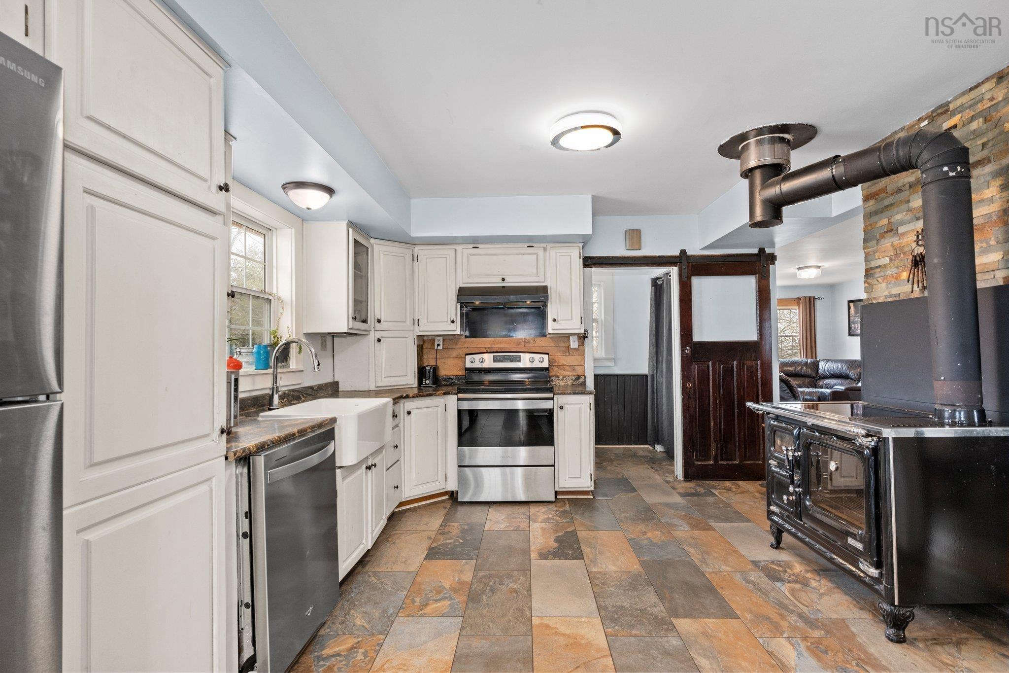 View image 9