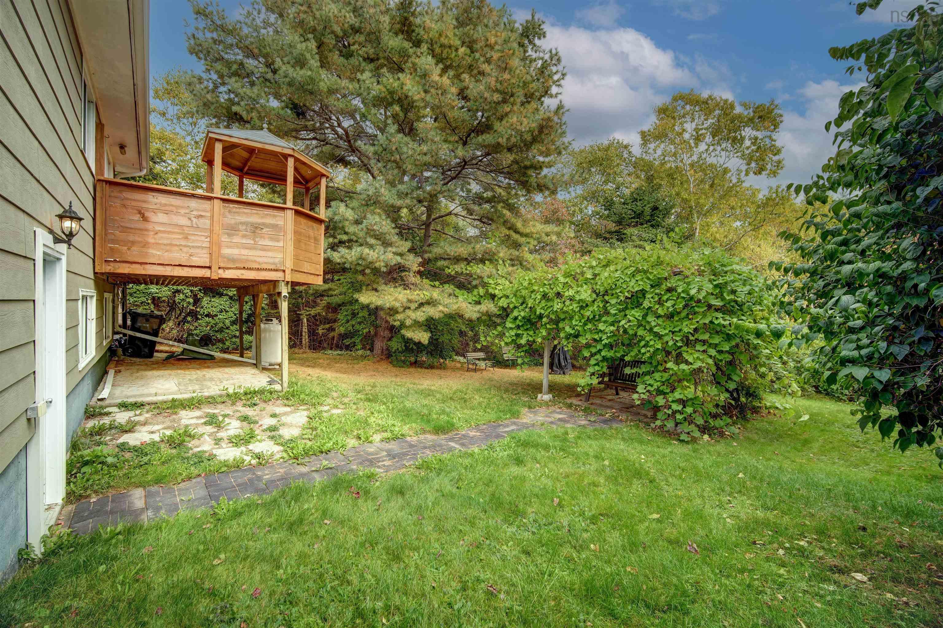 Thumbnail image for 62 Rosalie Avenue MLS<sup>®</sup> 202526017