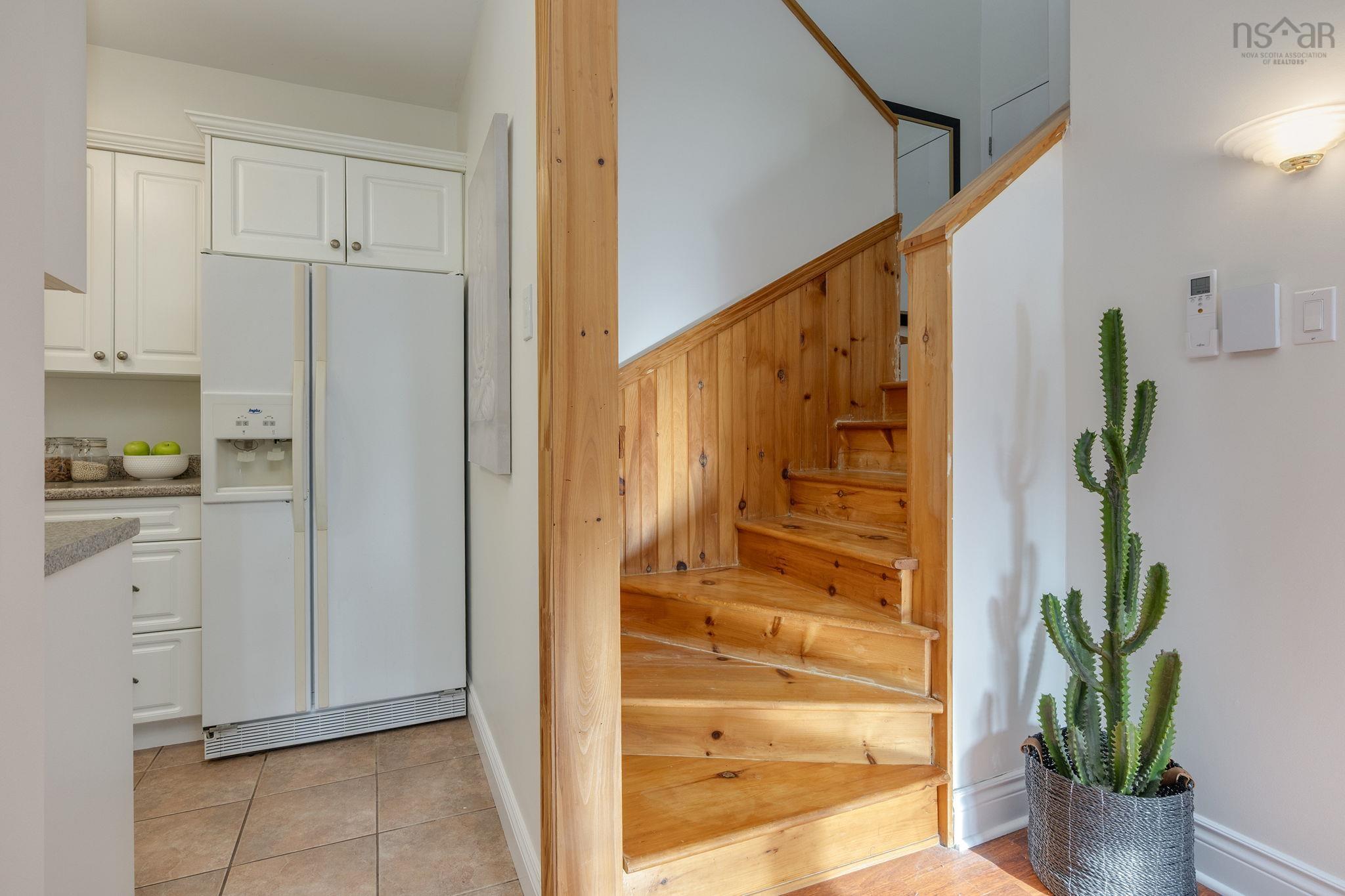 View image 8