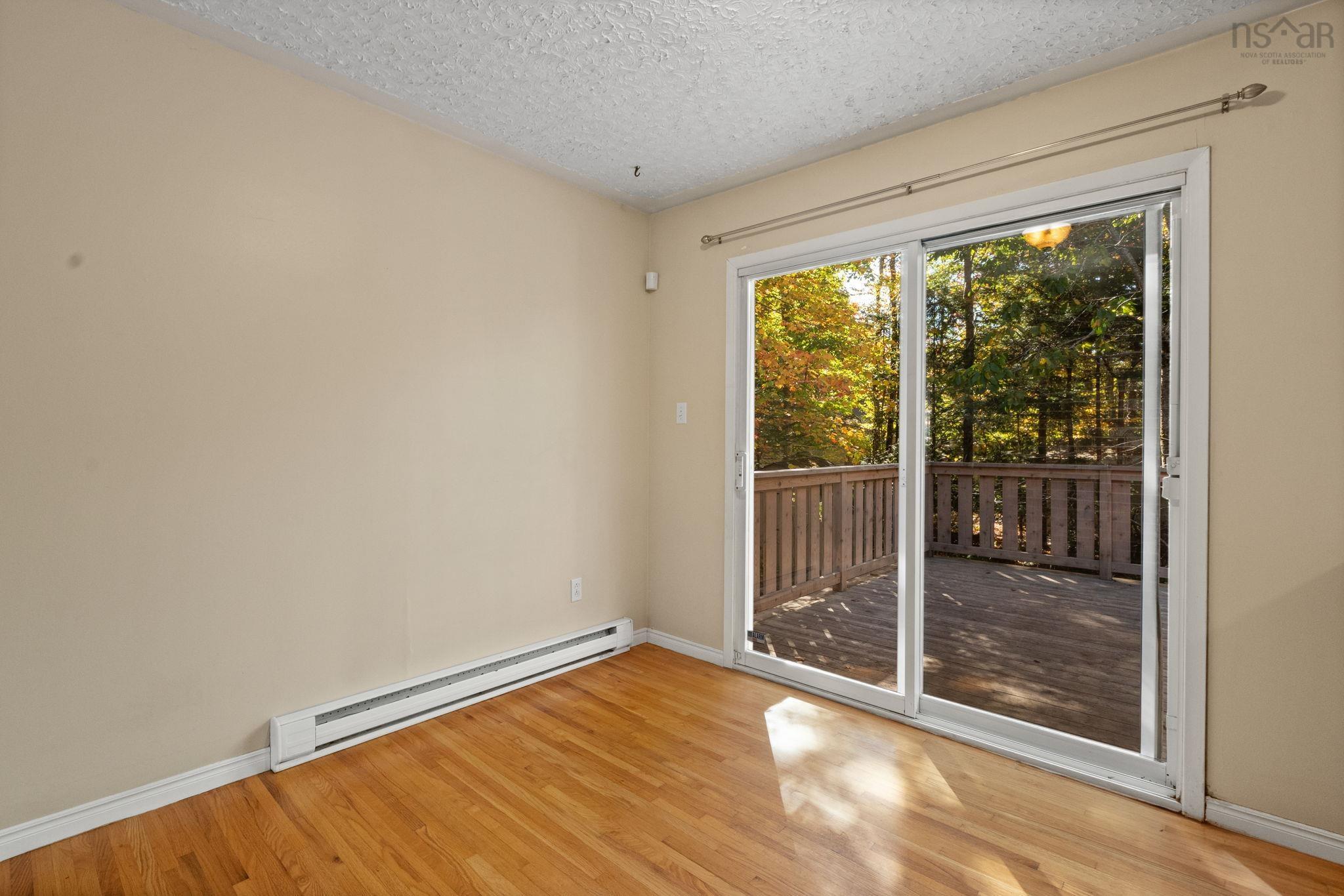 Thumbnail image for 29 Concord Avenue MLS<sup>®</sup> 202526034
