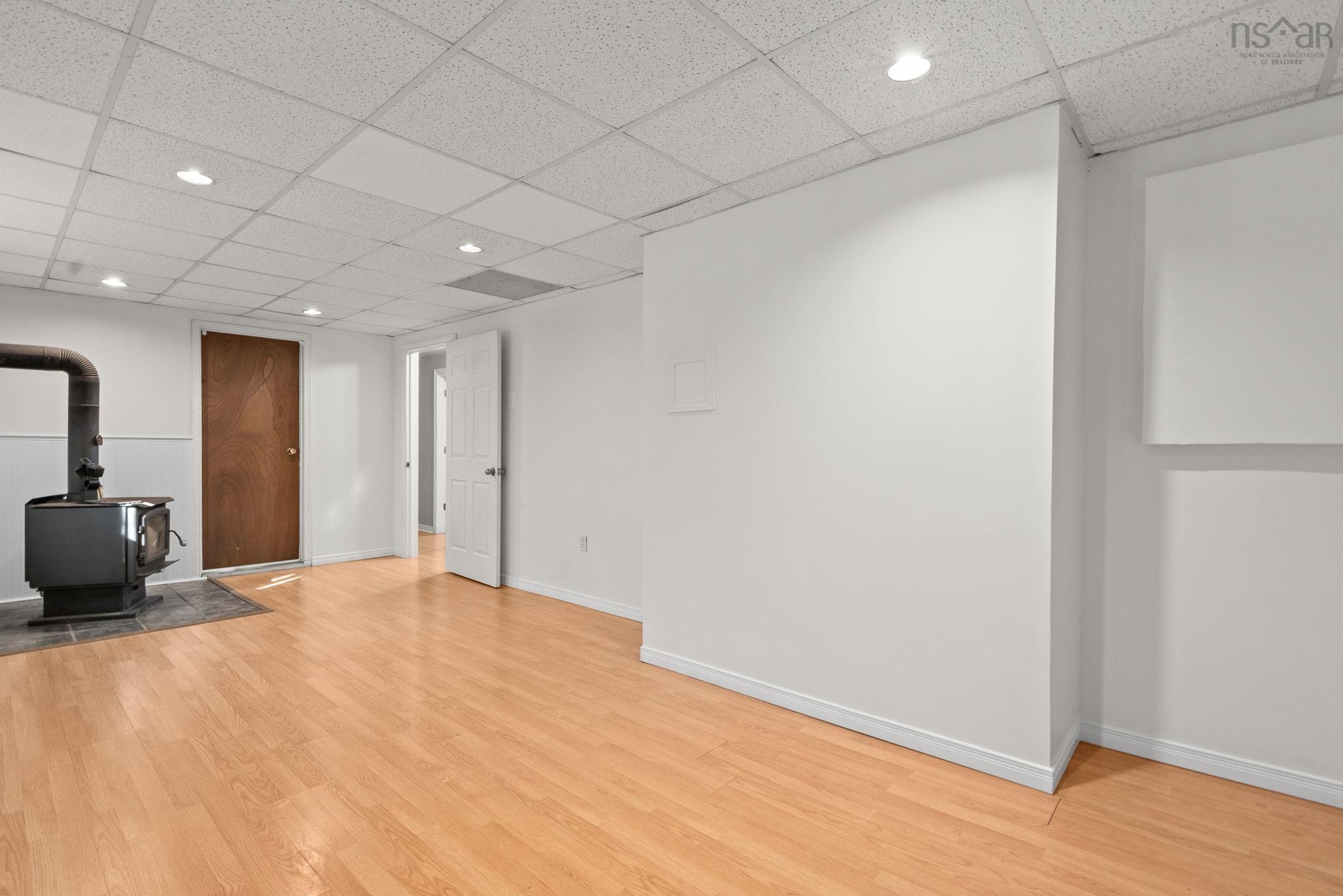 View image 28