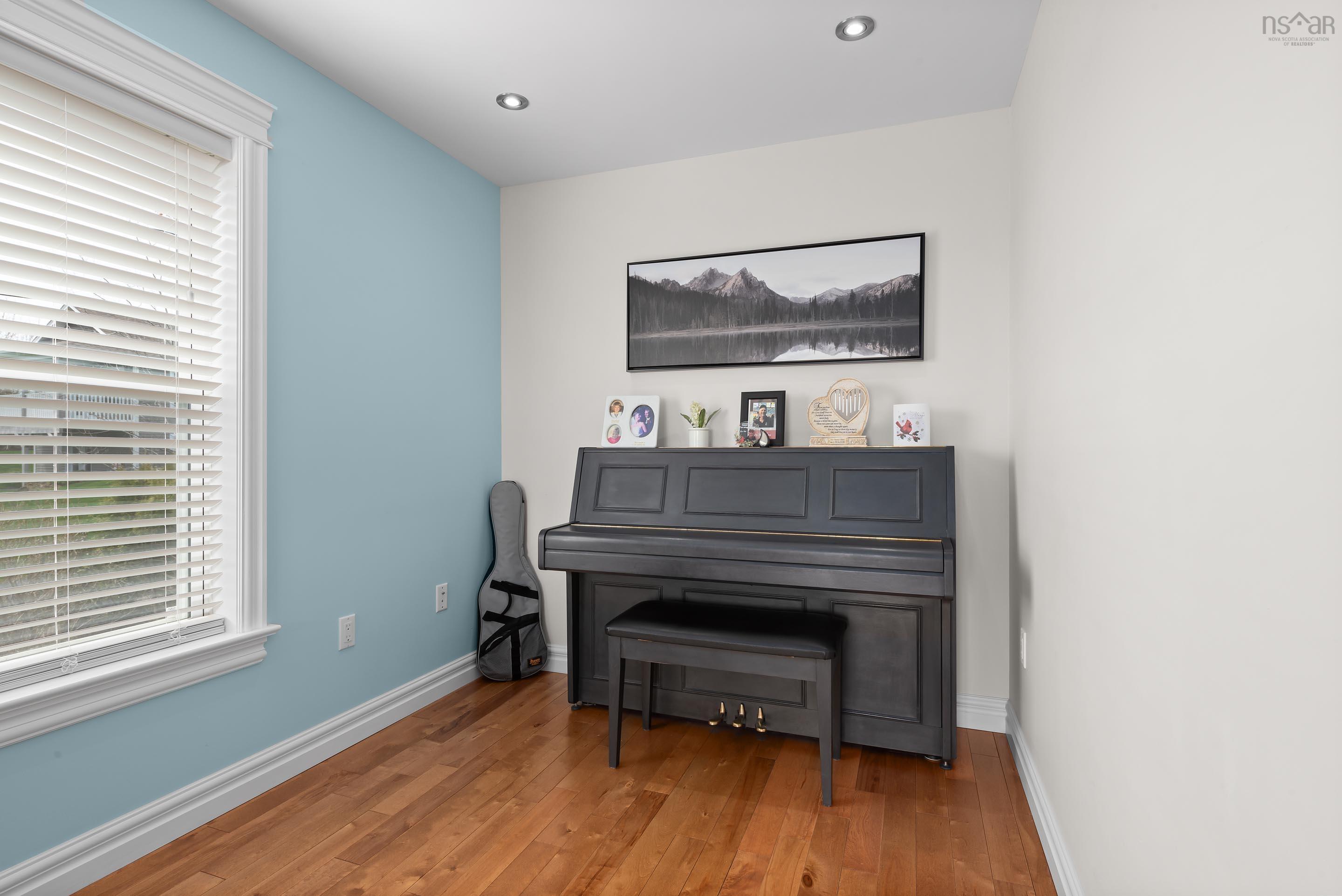 View image 8