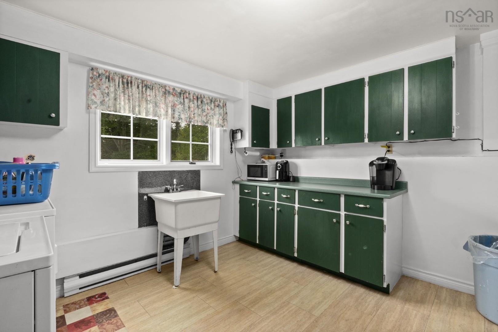 View image 18