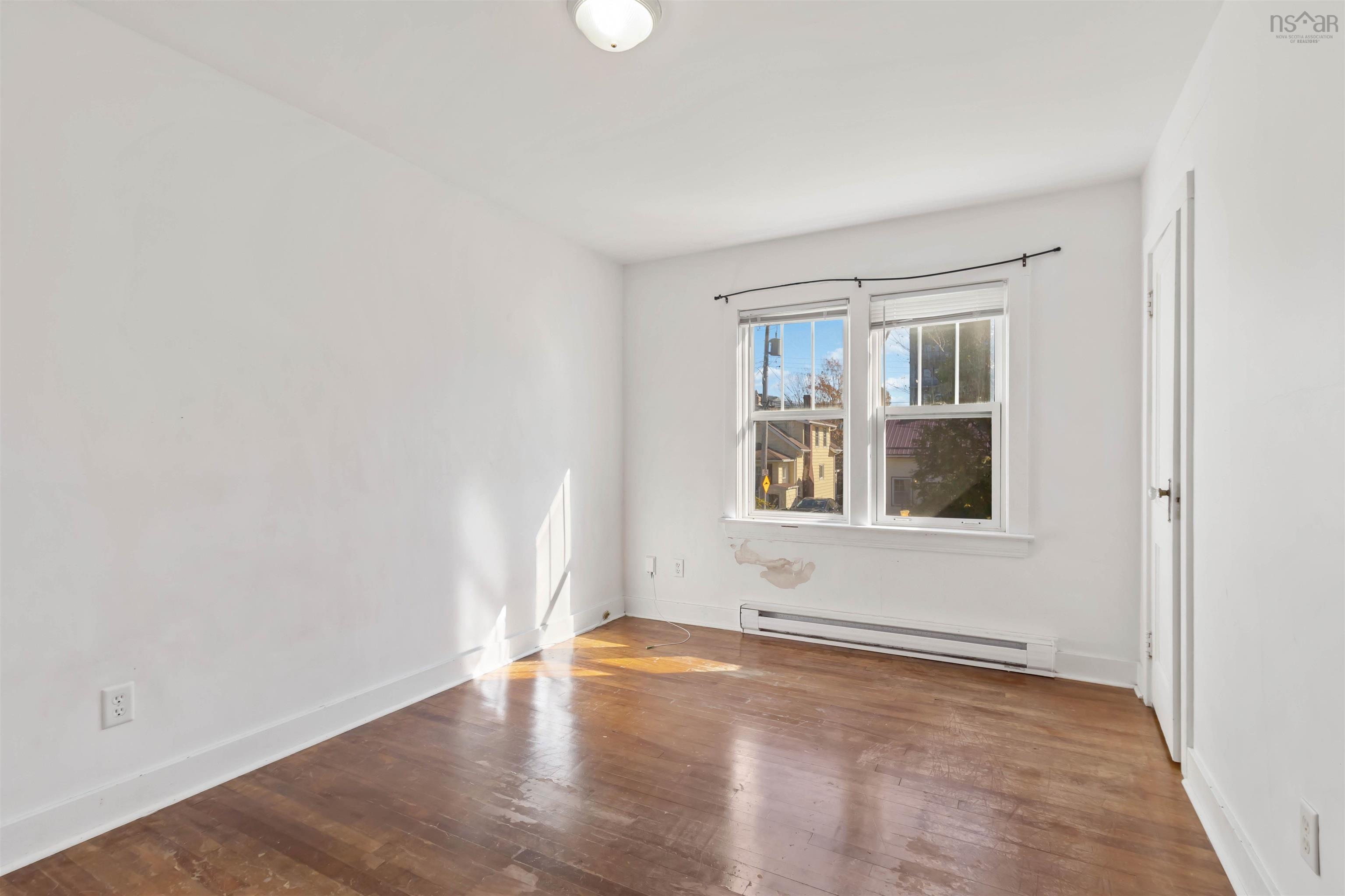 View image 9