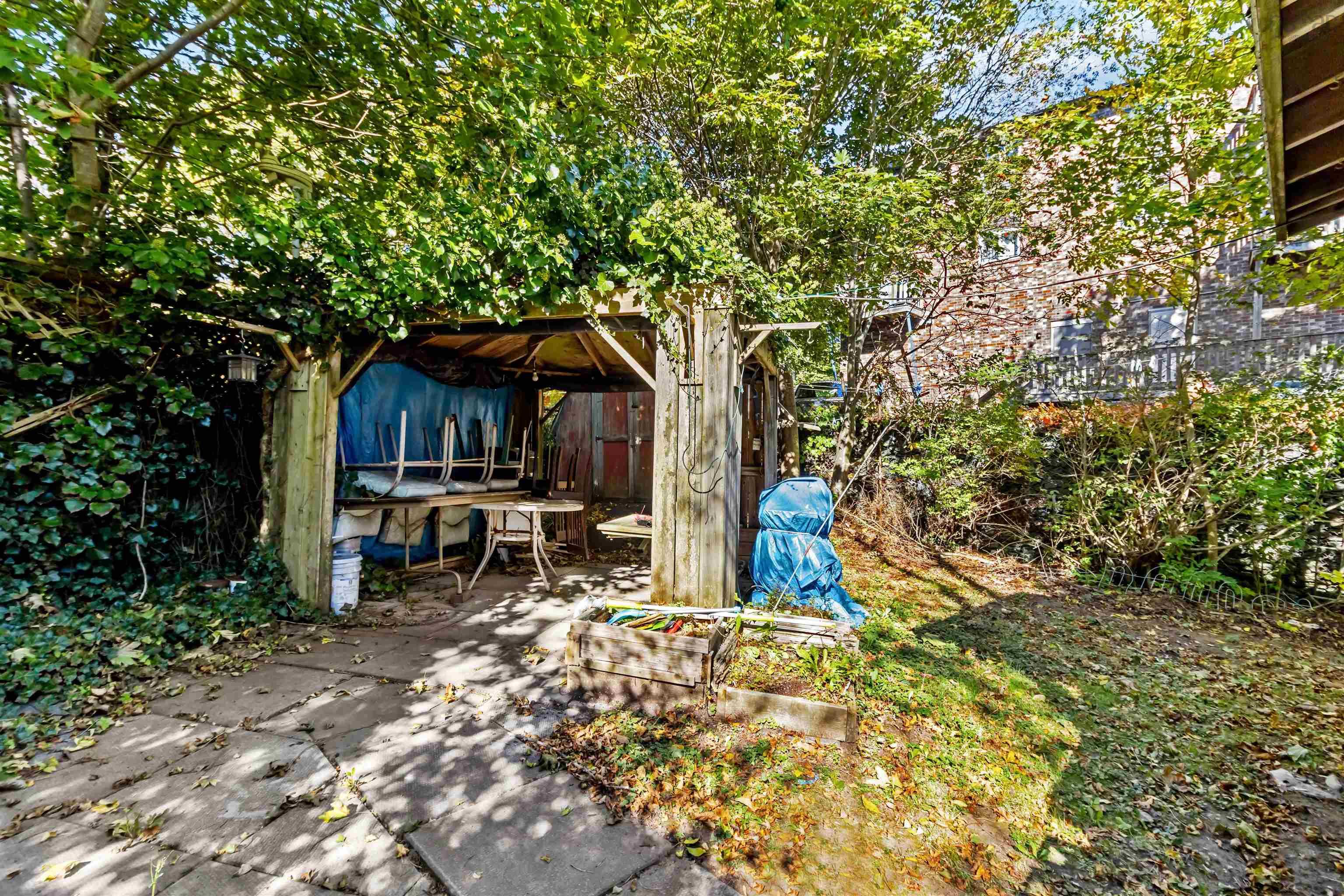 View image 23