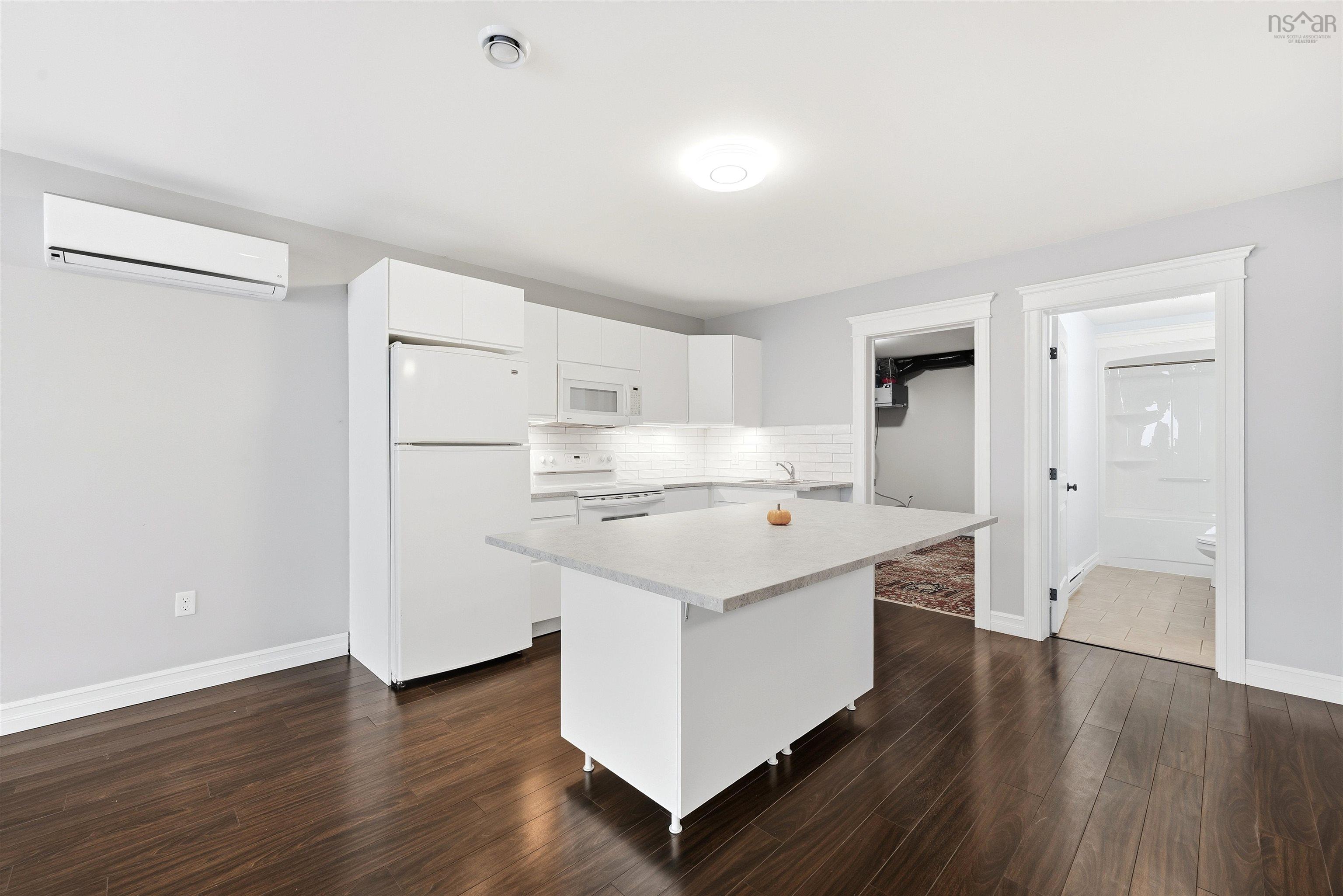 View image 17
