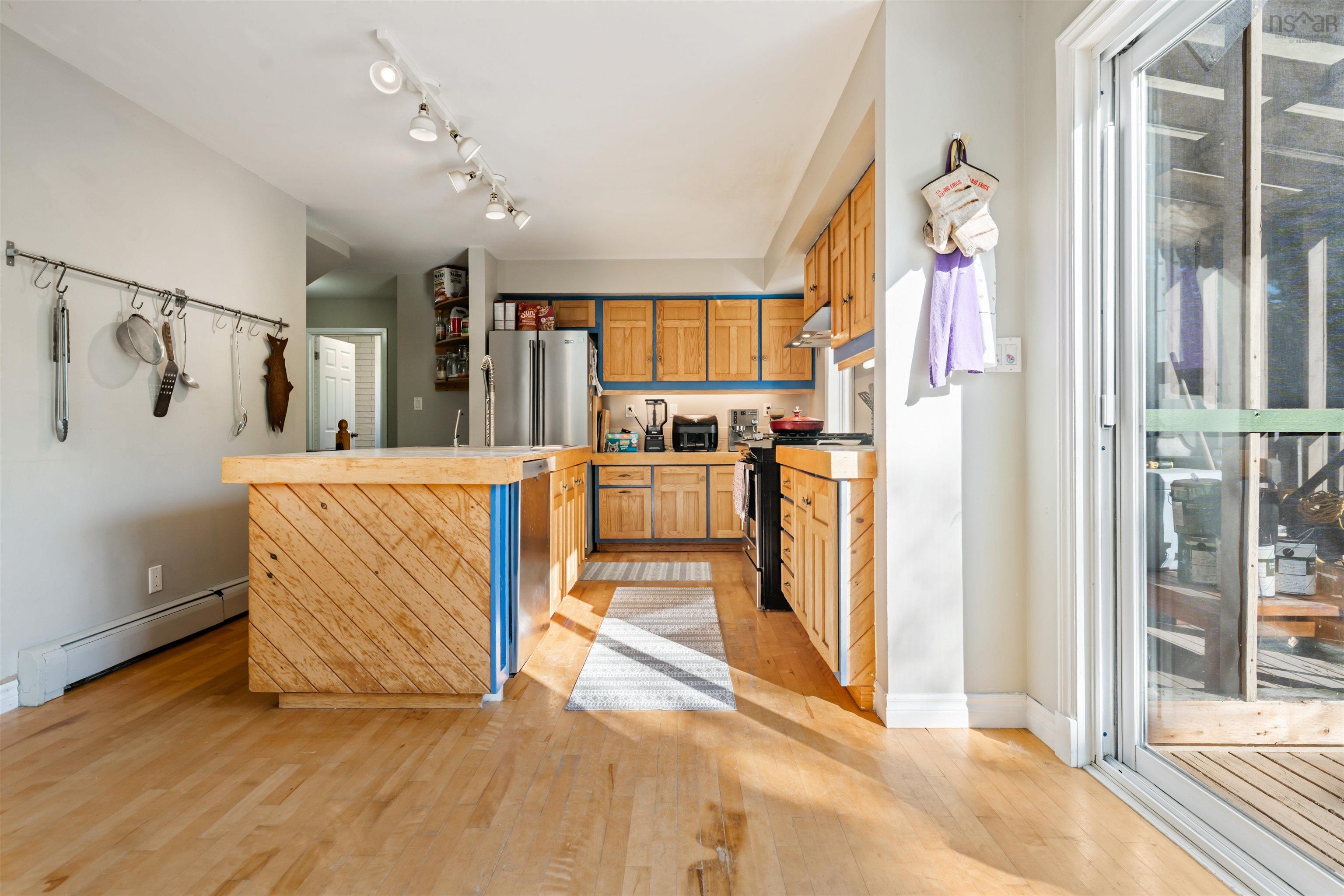 View image 16