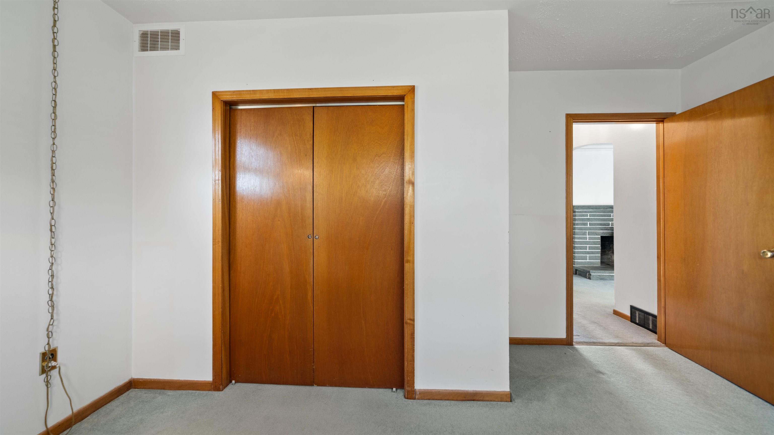 View image 9