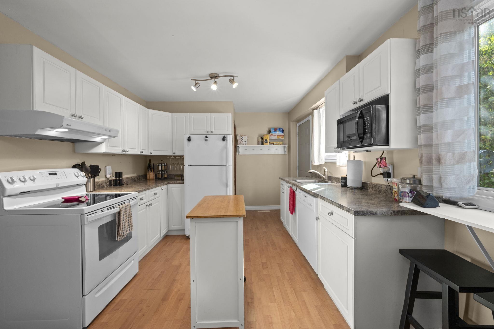 View image 9